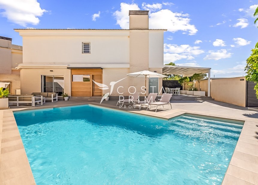 Resale - Villa  - Alfas del Pí