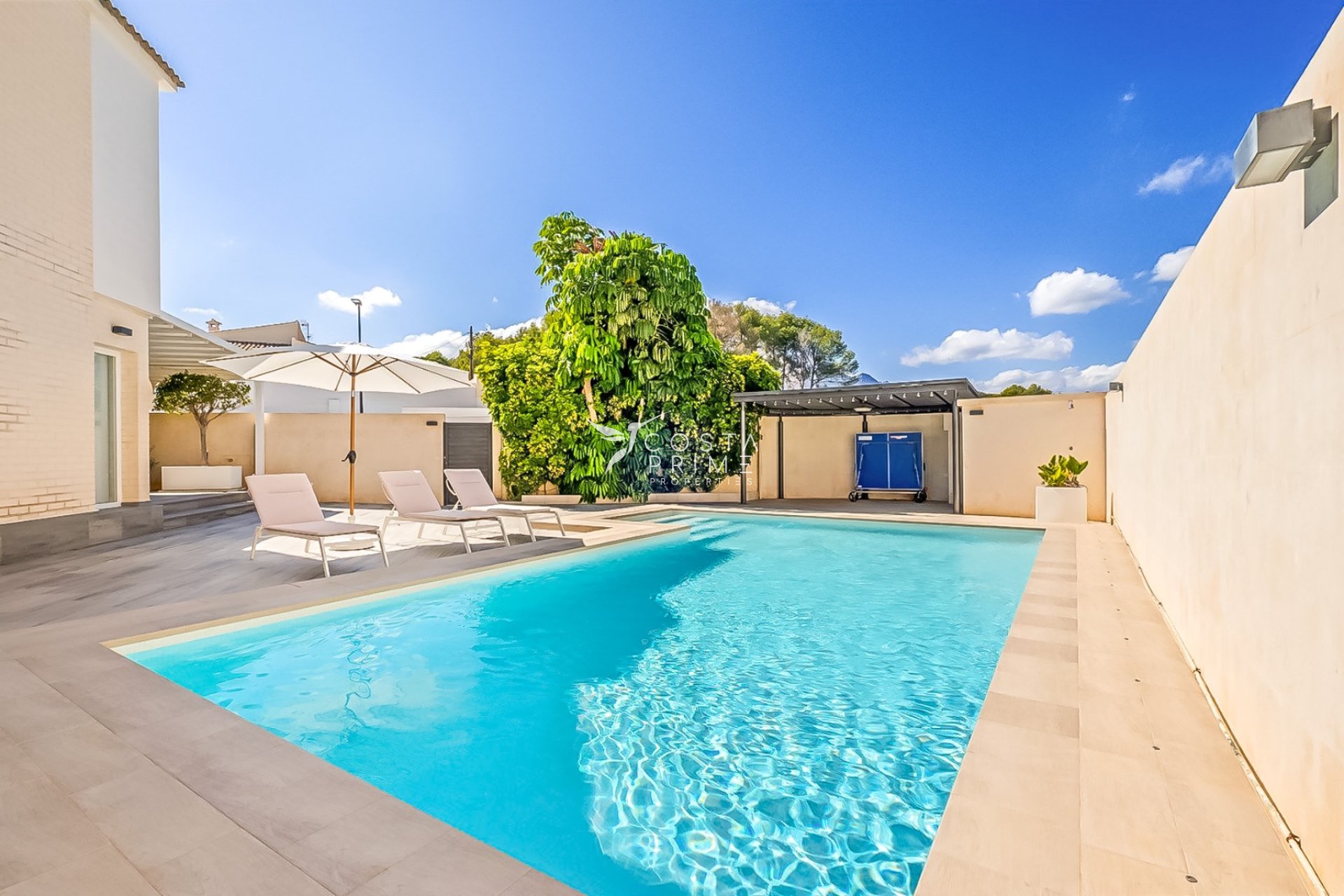 Resale - Villa  - Alfas del Pí