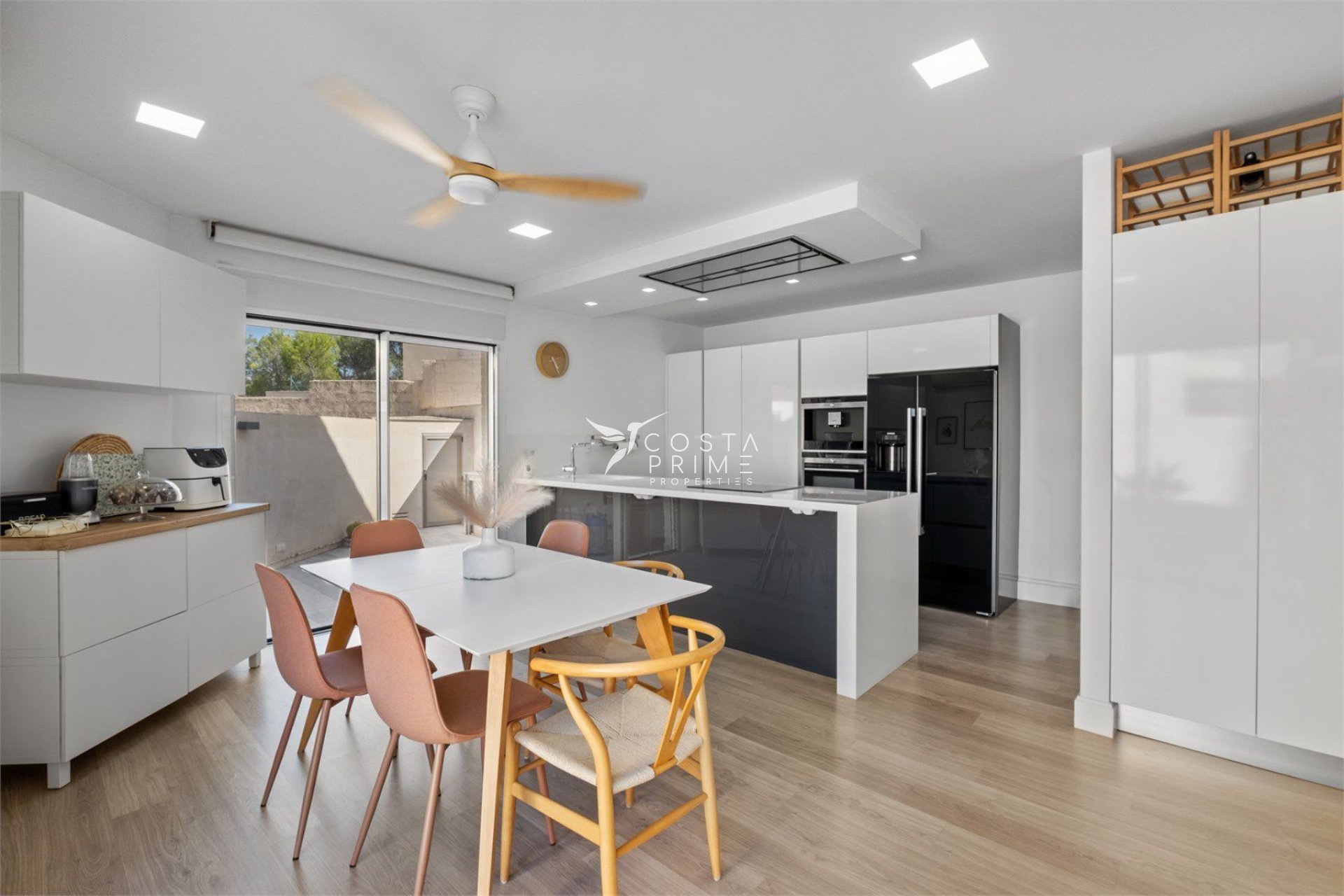 Resale - Villa  - Alfas del Pí