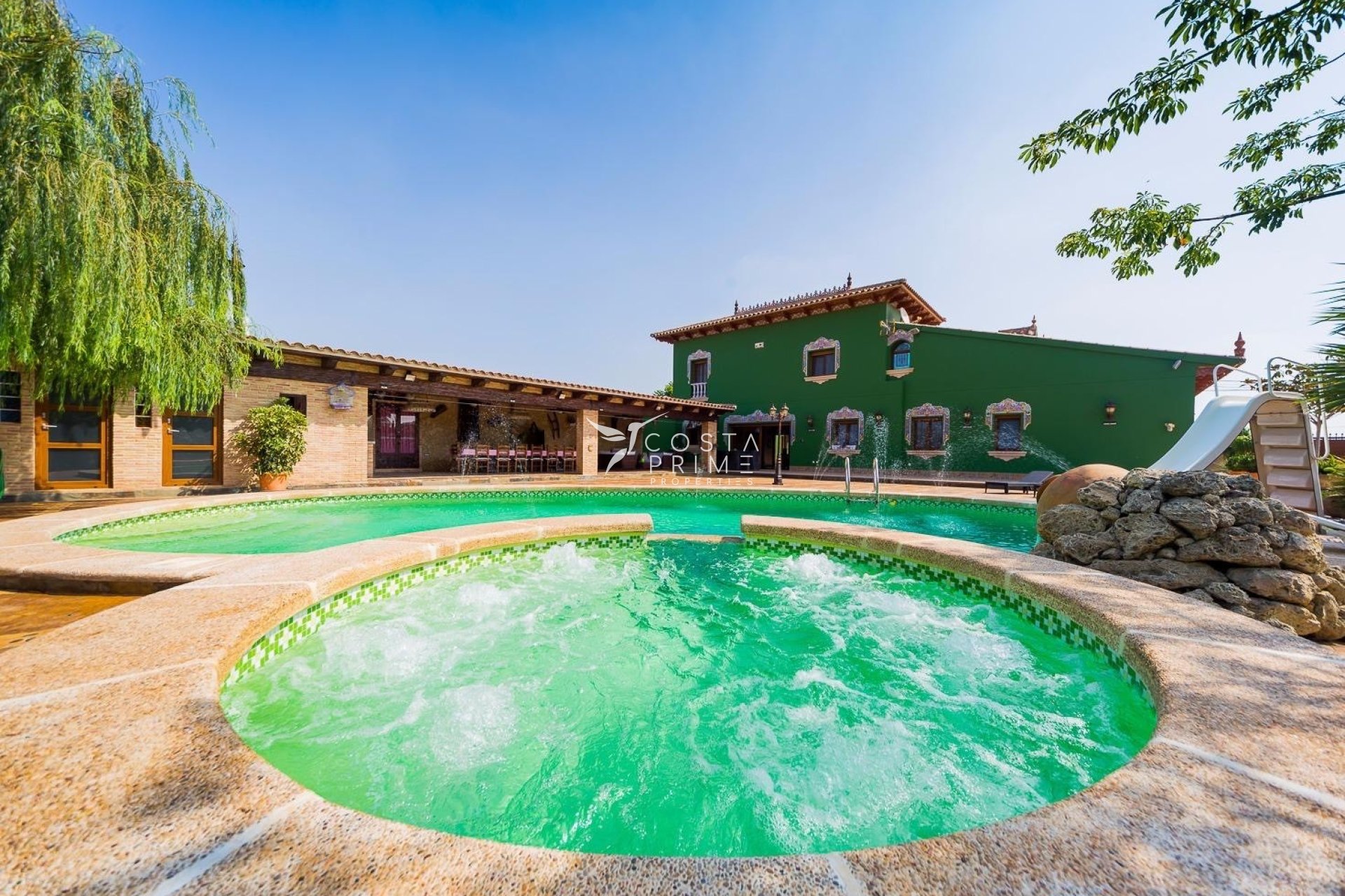 Resale - Villa  - Almoradí