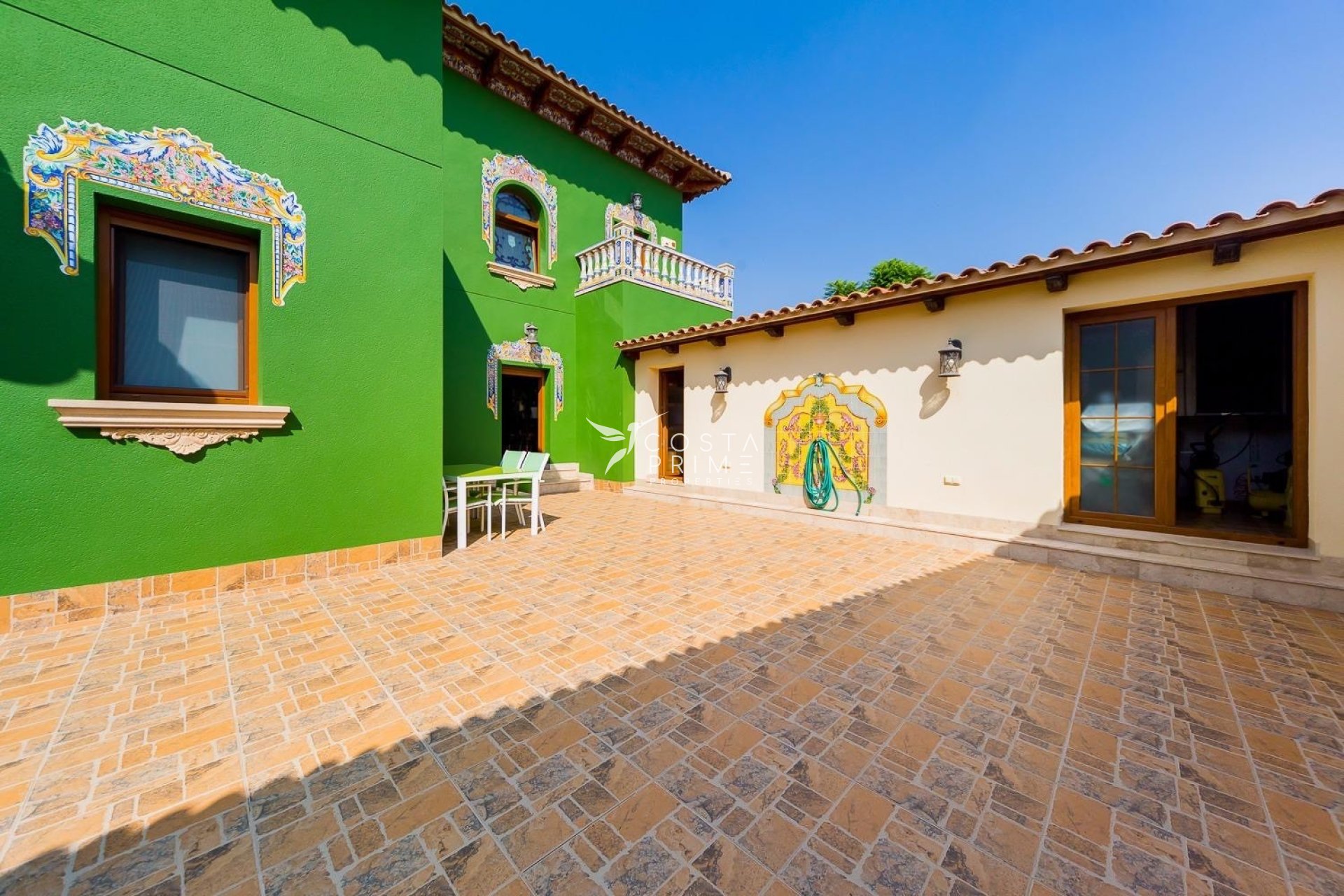 Resale - Villa  - Almoradí