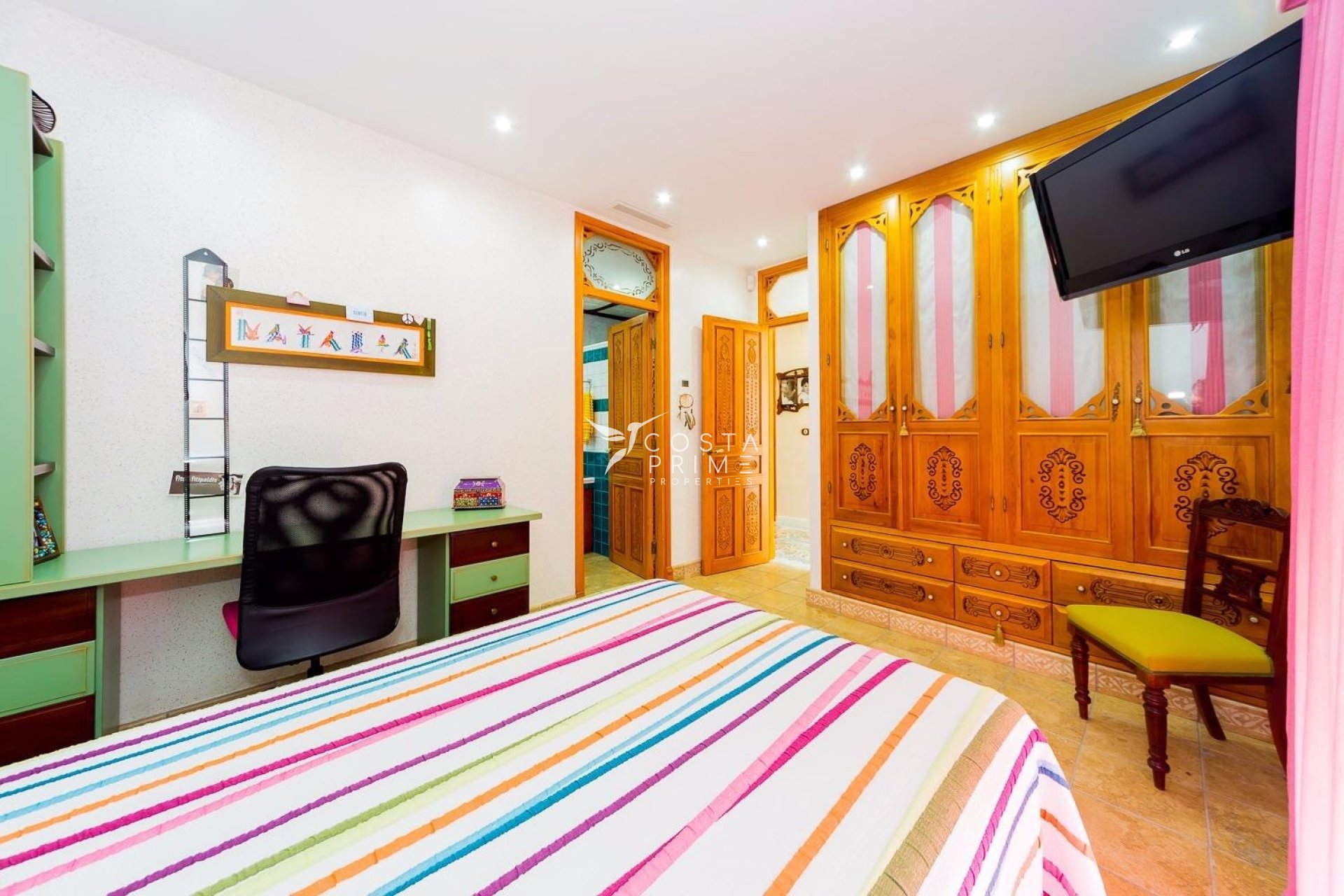 Resale - Villa  - Almoradí