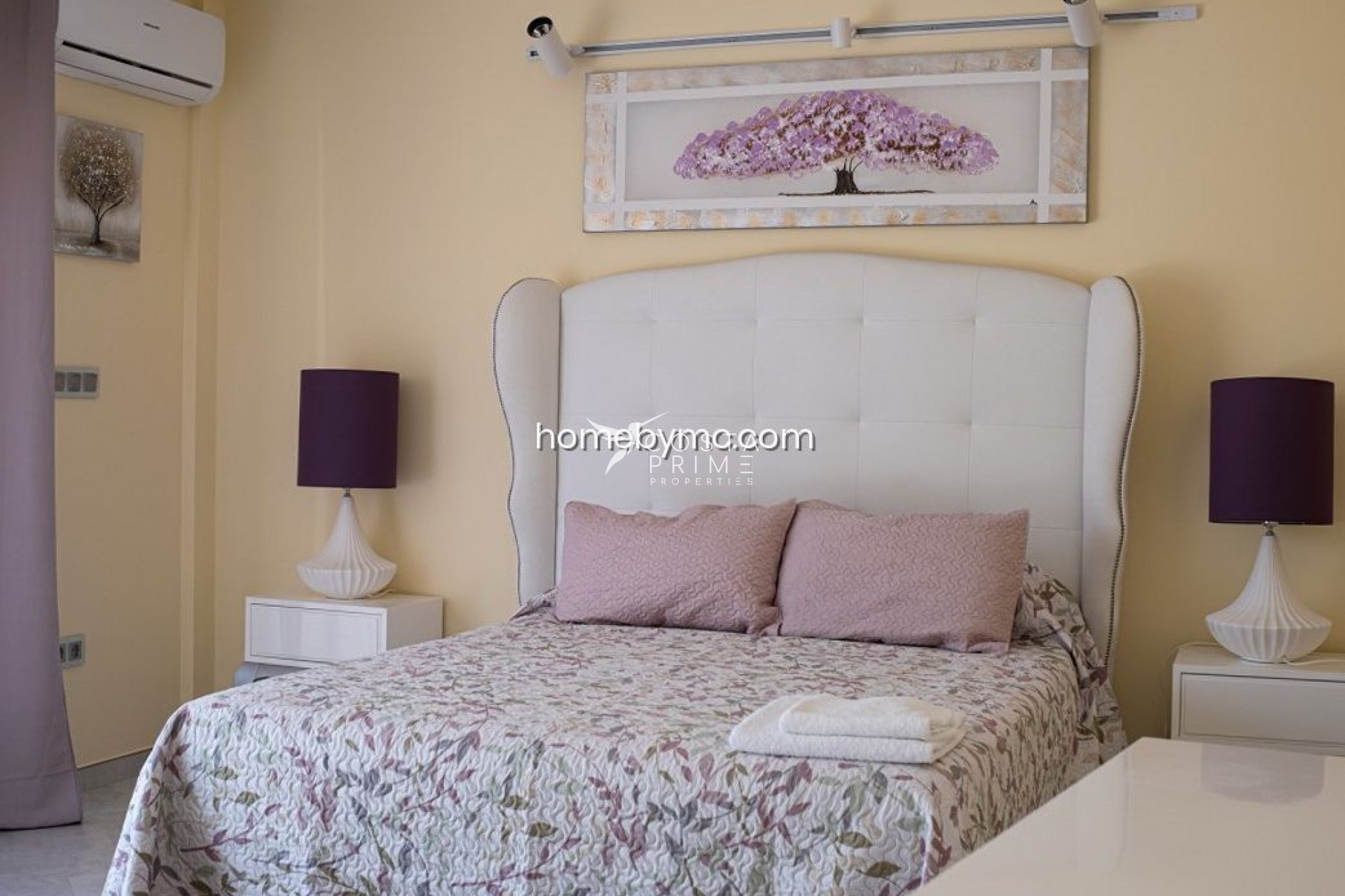 Resale - Villa  - Altea