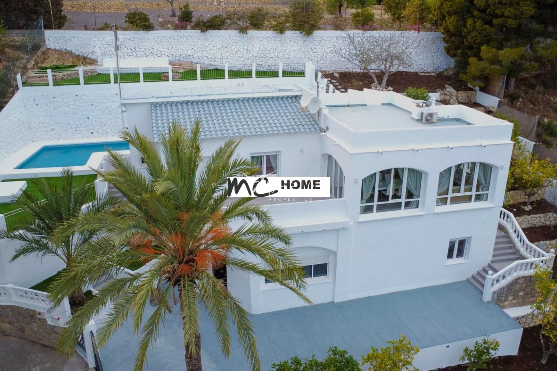 Resale - Villa  - Altea