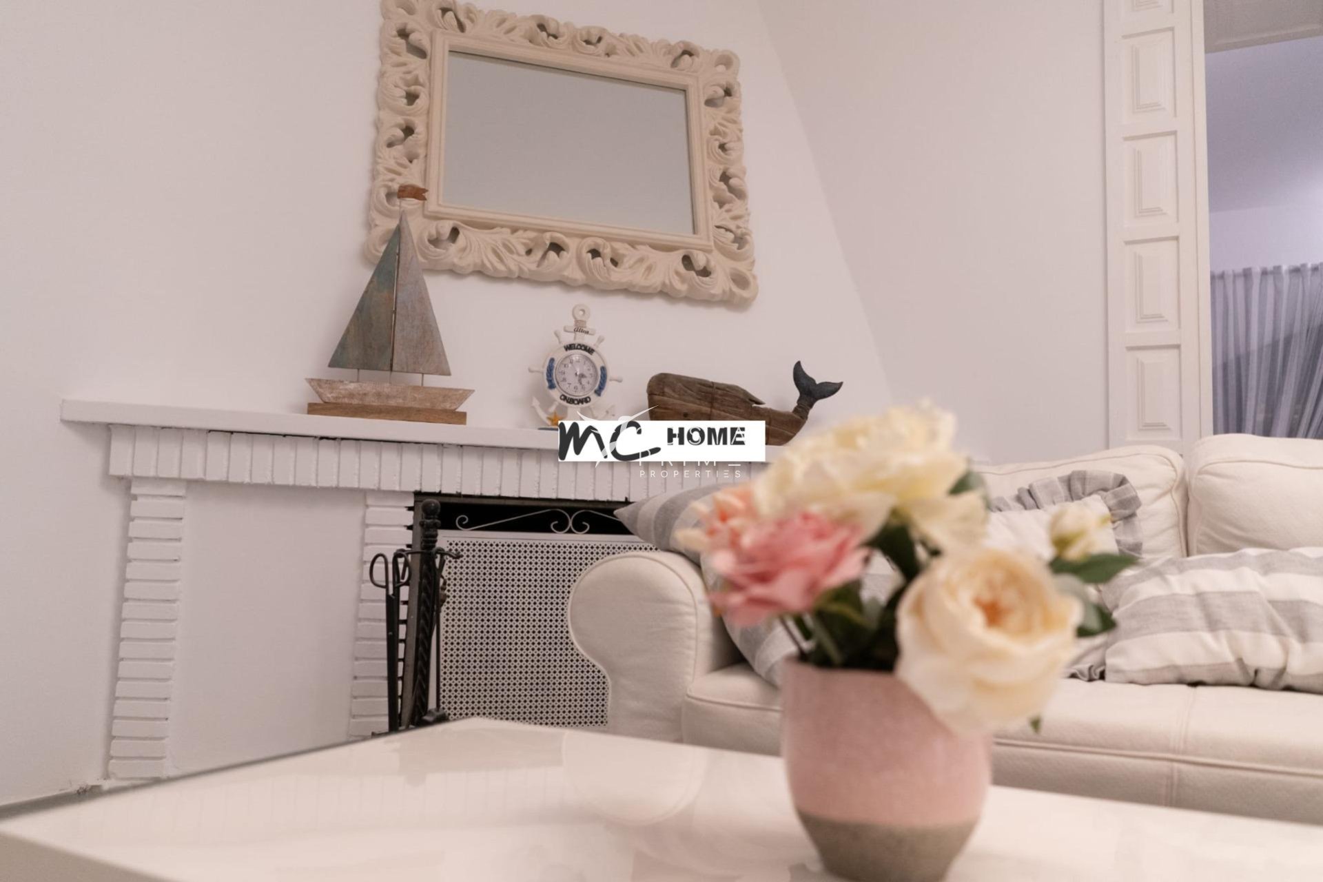 Resale - Villa  - Altea