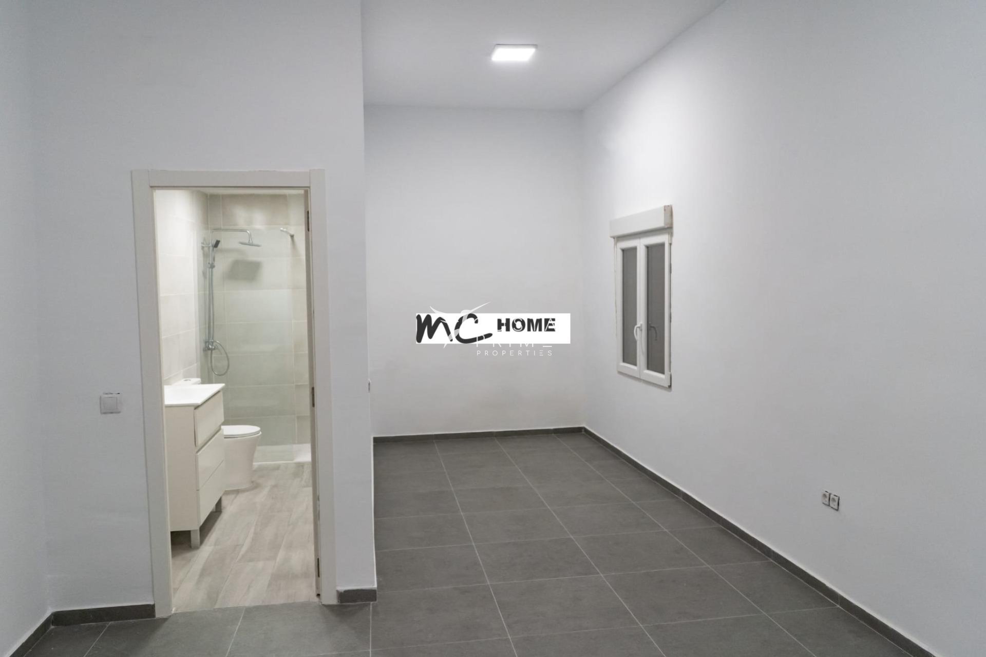 Resale - Villa  - Altea