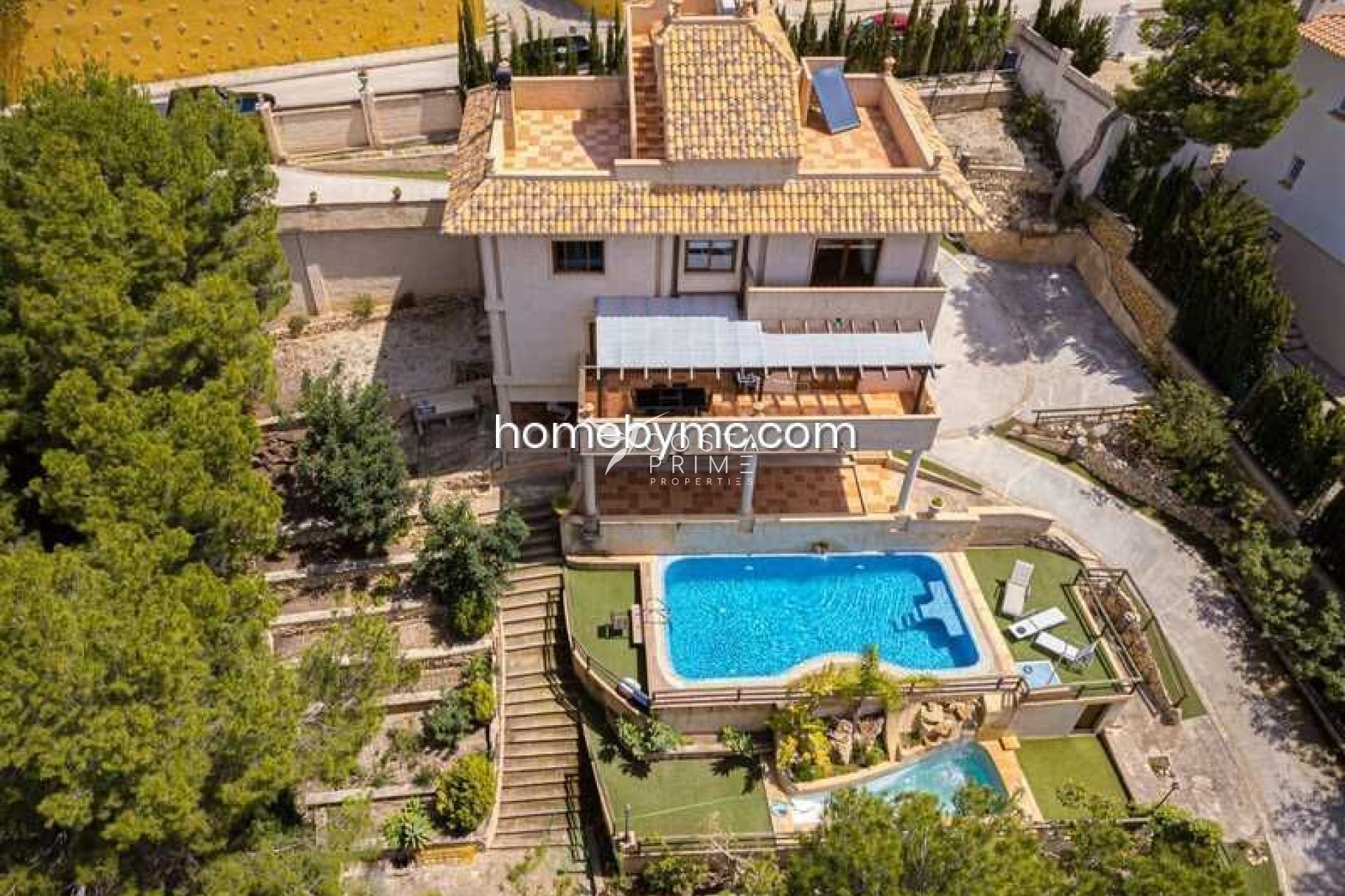 Resale - Villa  - Altea