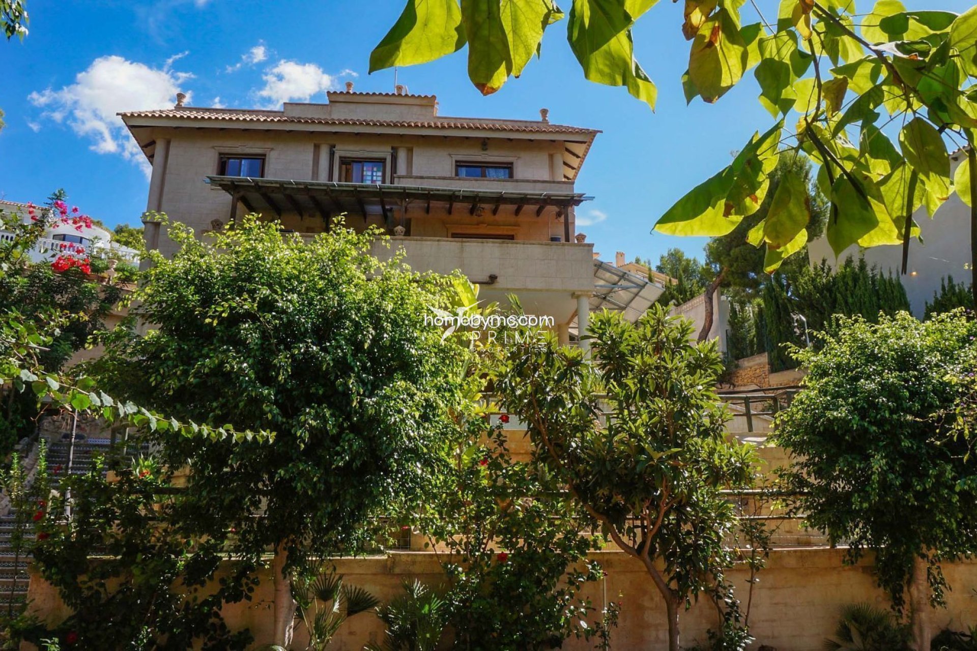 Resale - Villa  - Altea