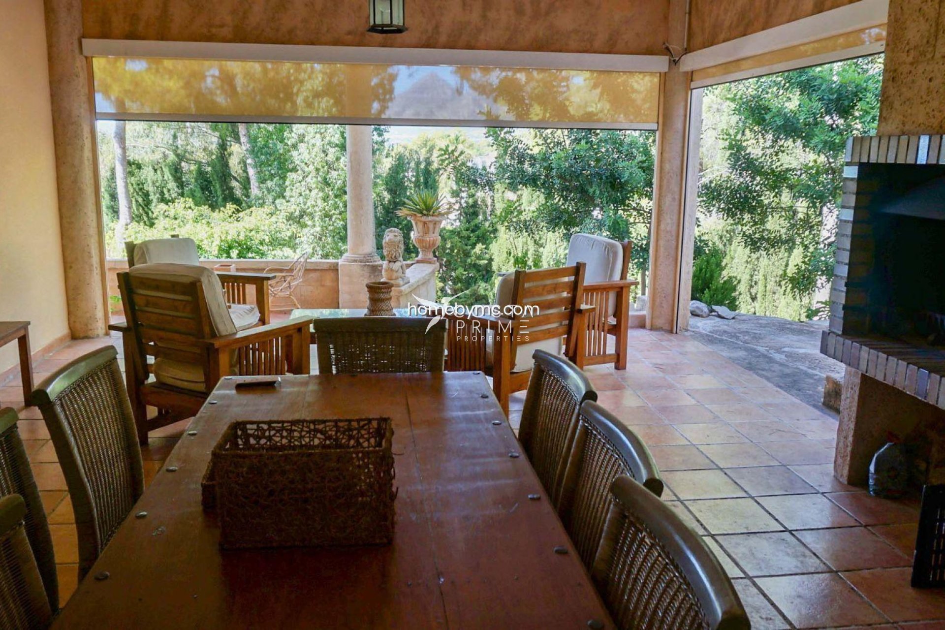 Resale - Villa  - Altea