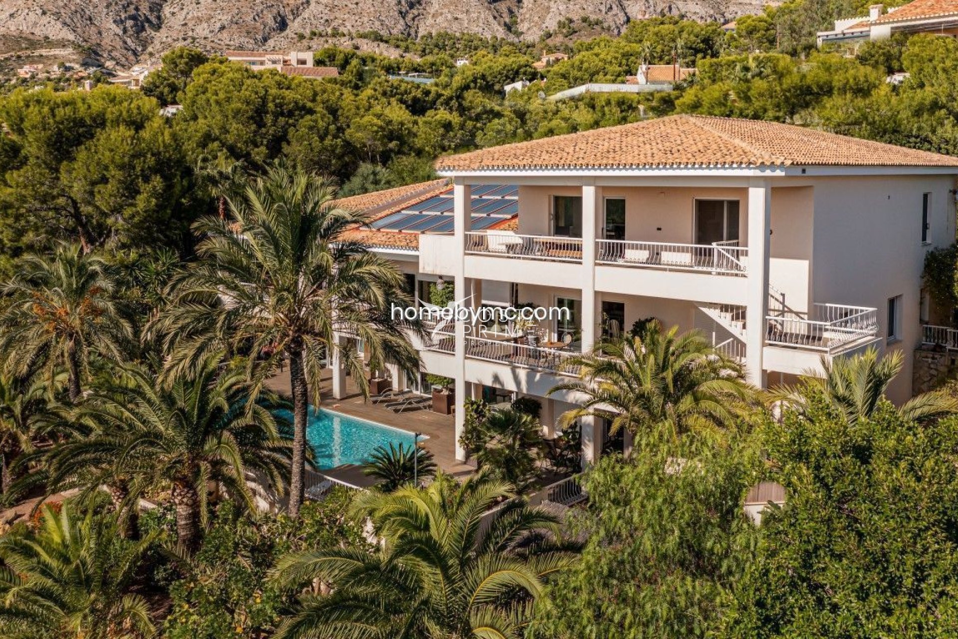 Resale - Villa  - Altea