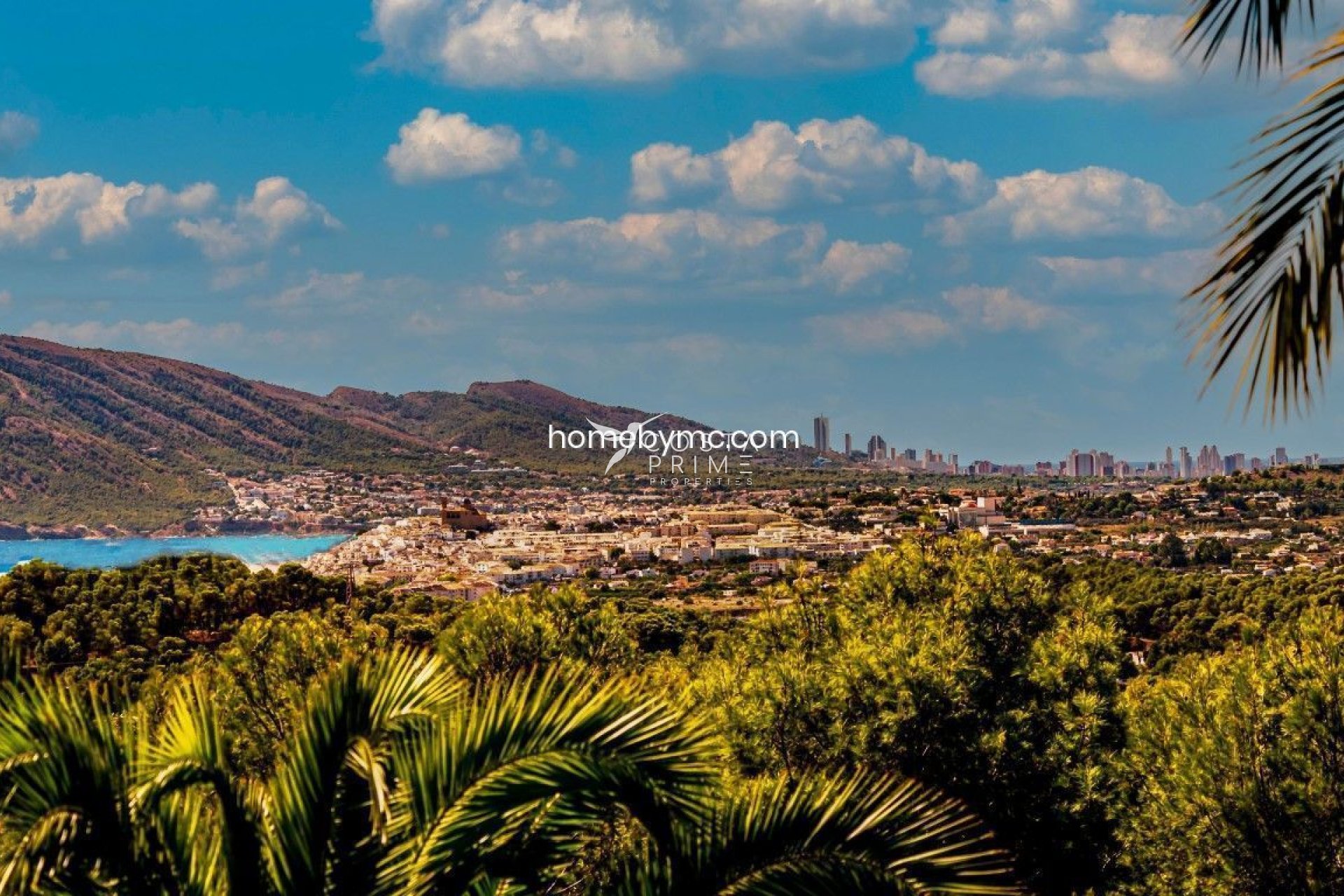 Resale - Villa  - Altea