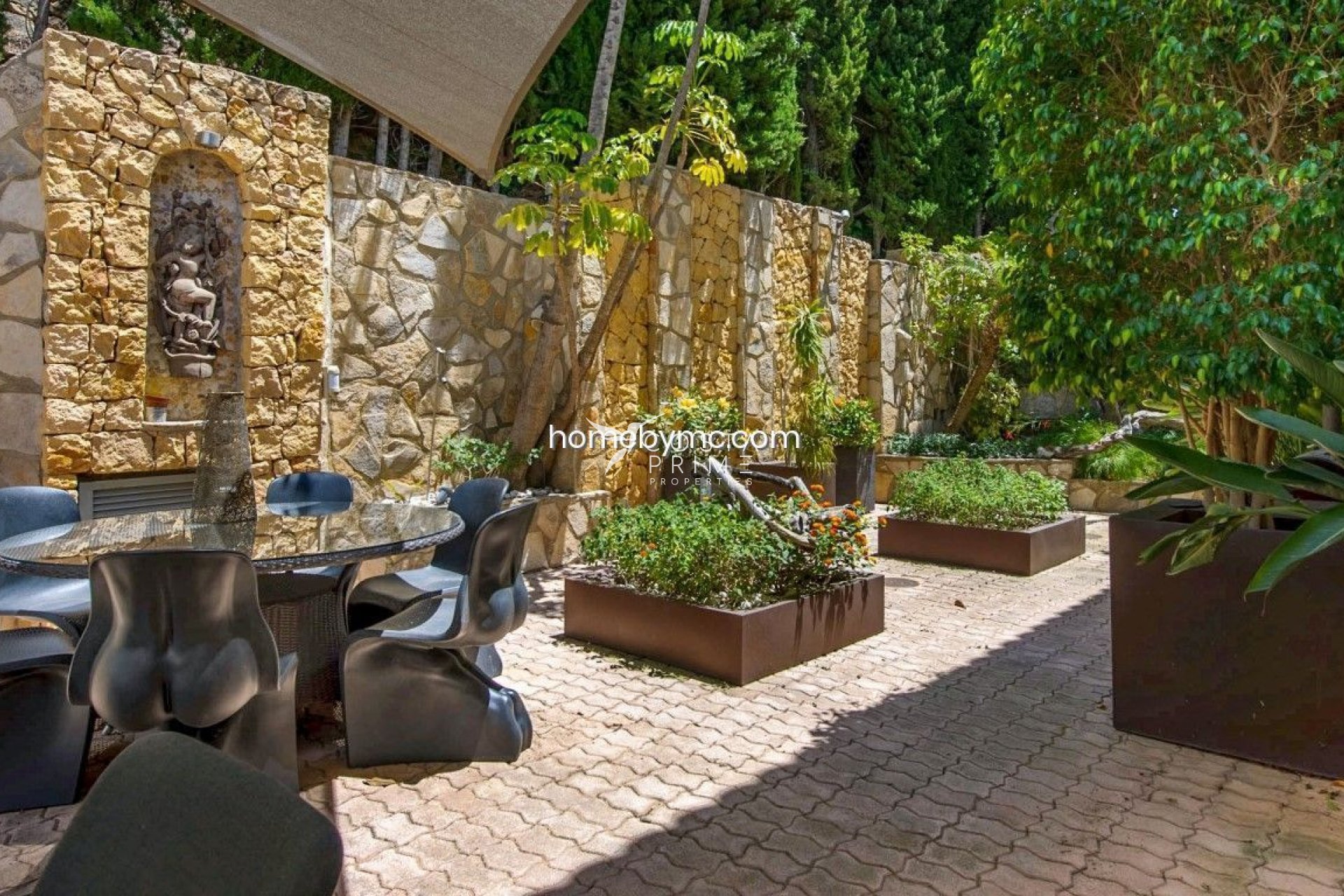 Resale - Villa  - Altea