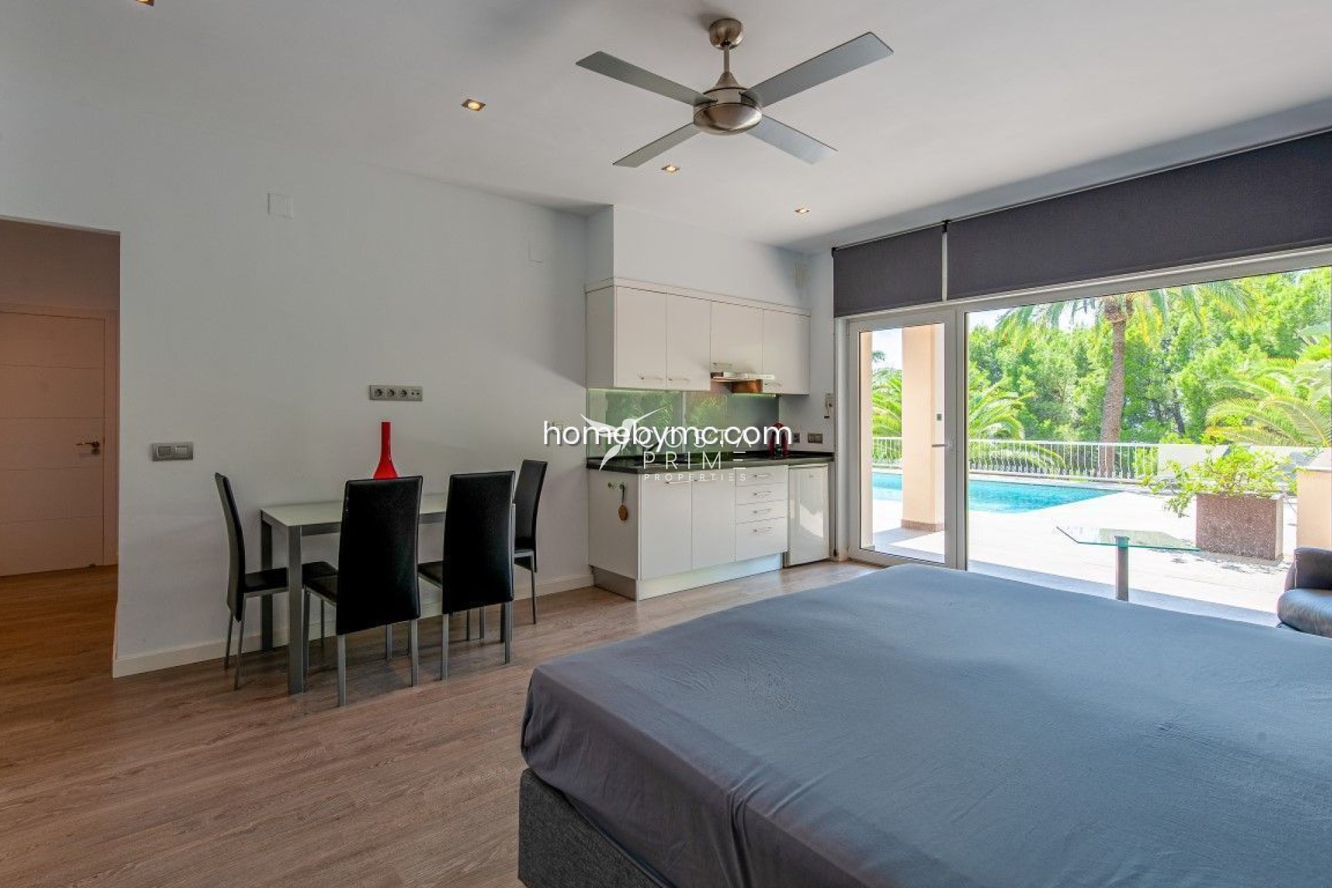 Resale - Villa  - Altea