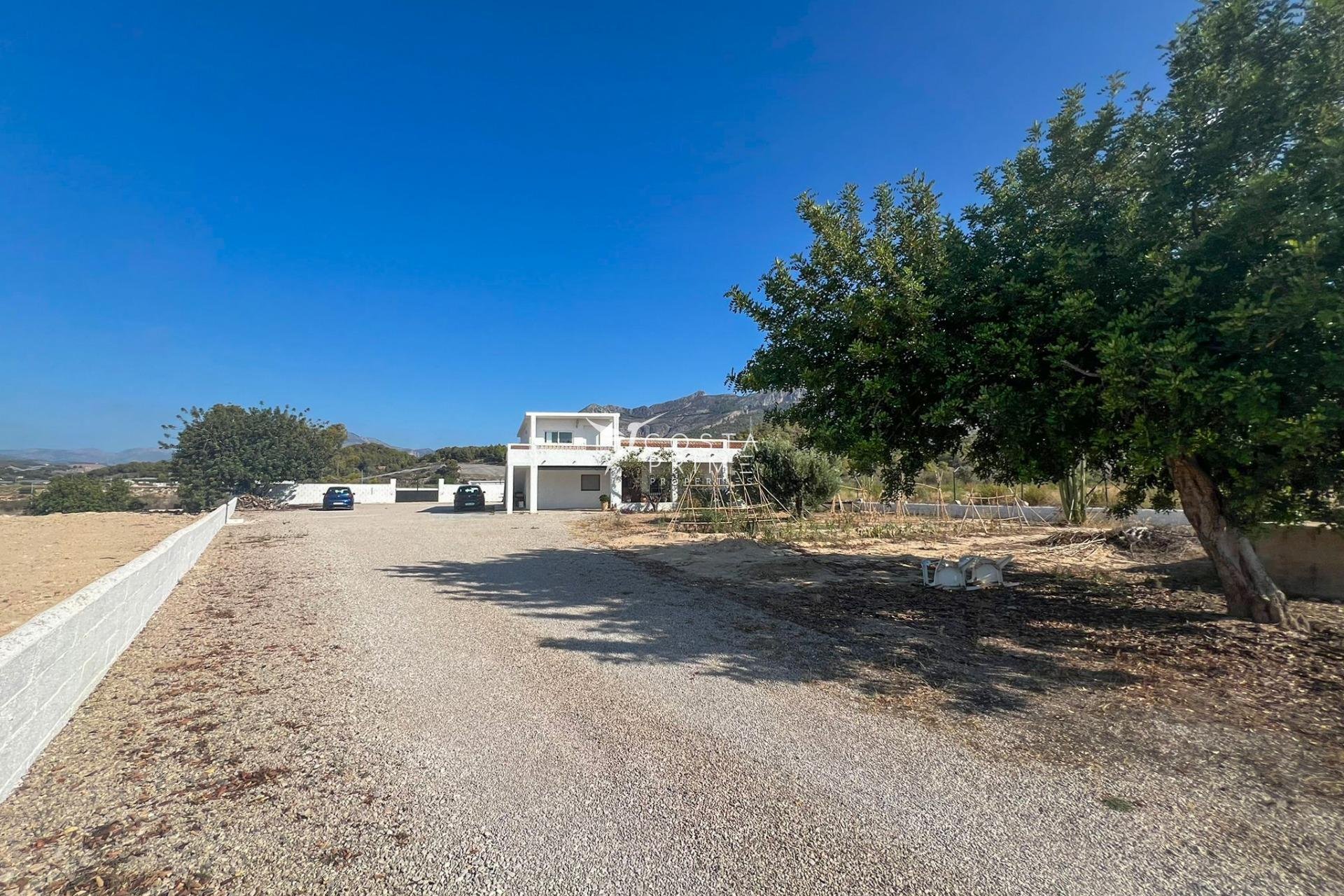 Resale - Villa  - Altea