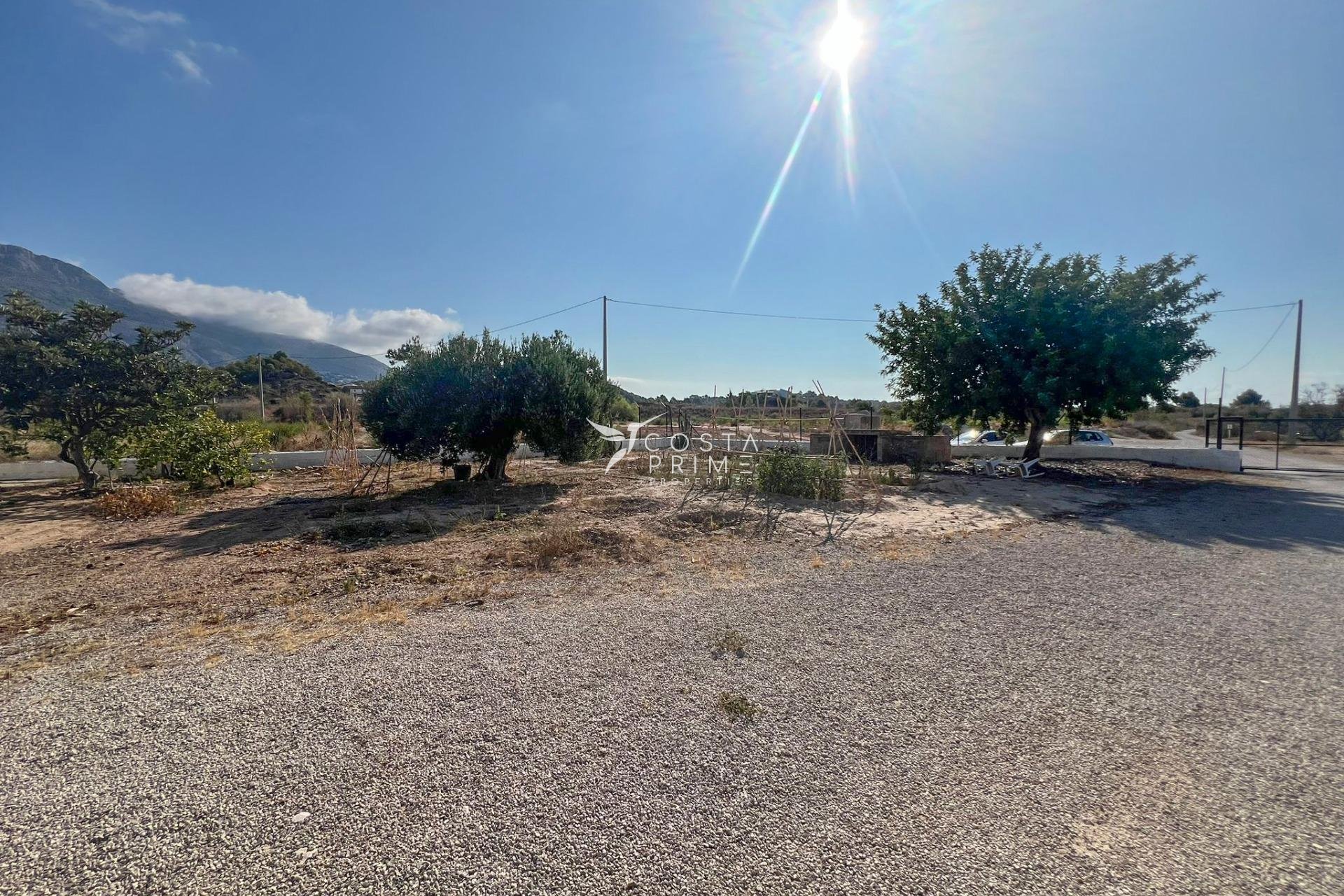 Resale - Villa  - Altea