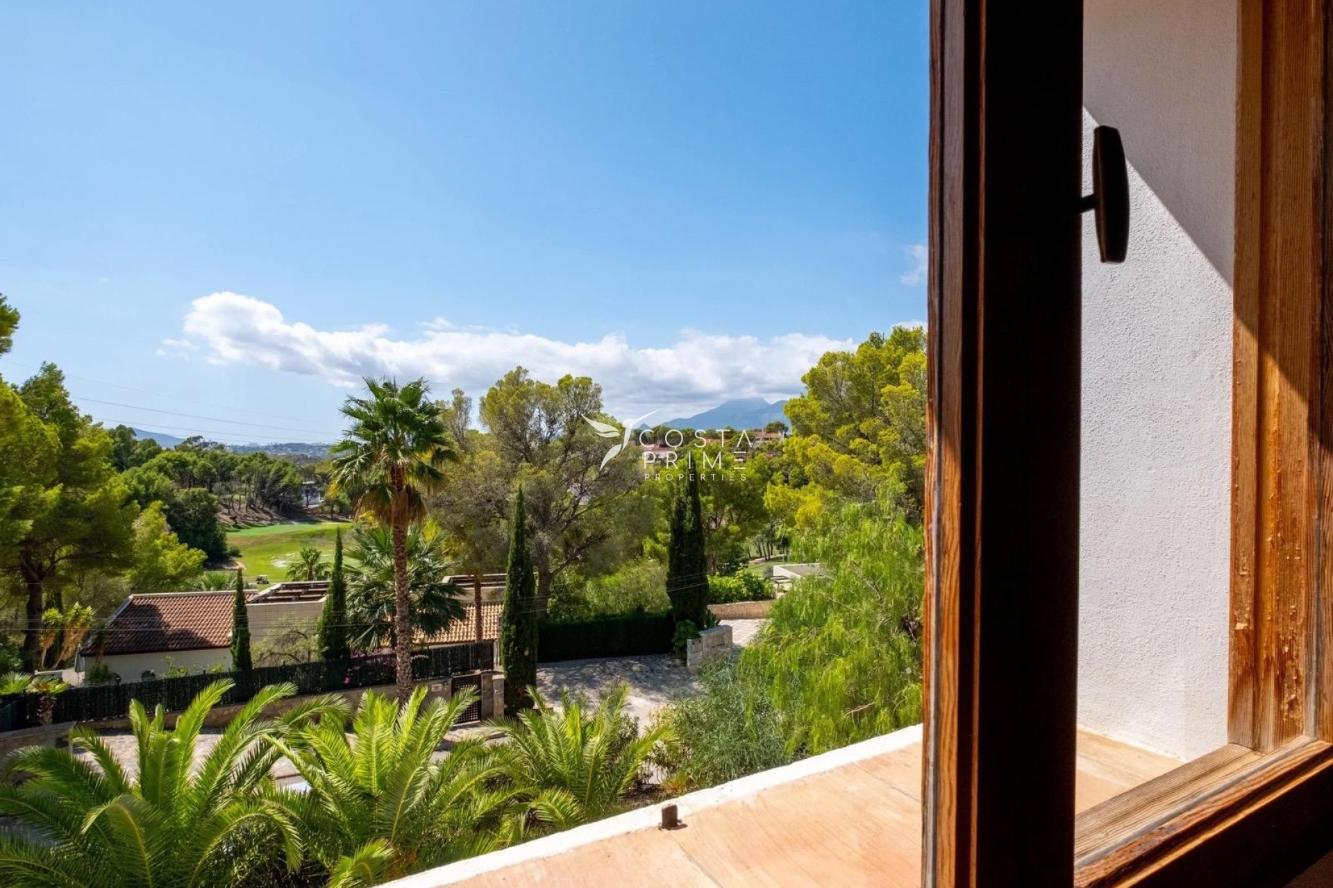 Resale - Villa  - Altea