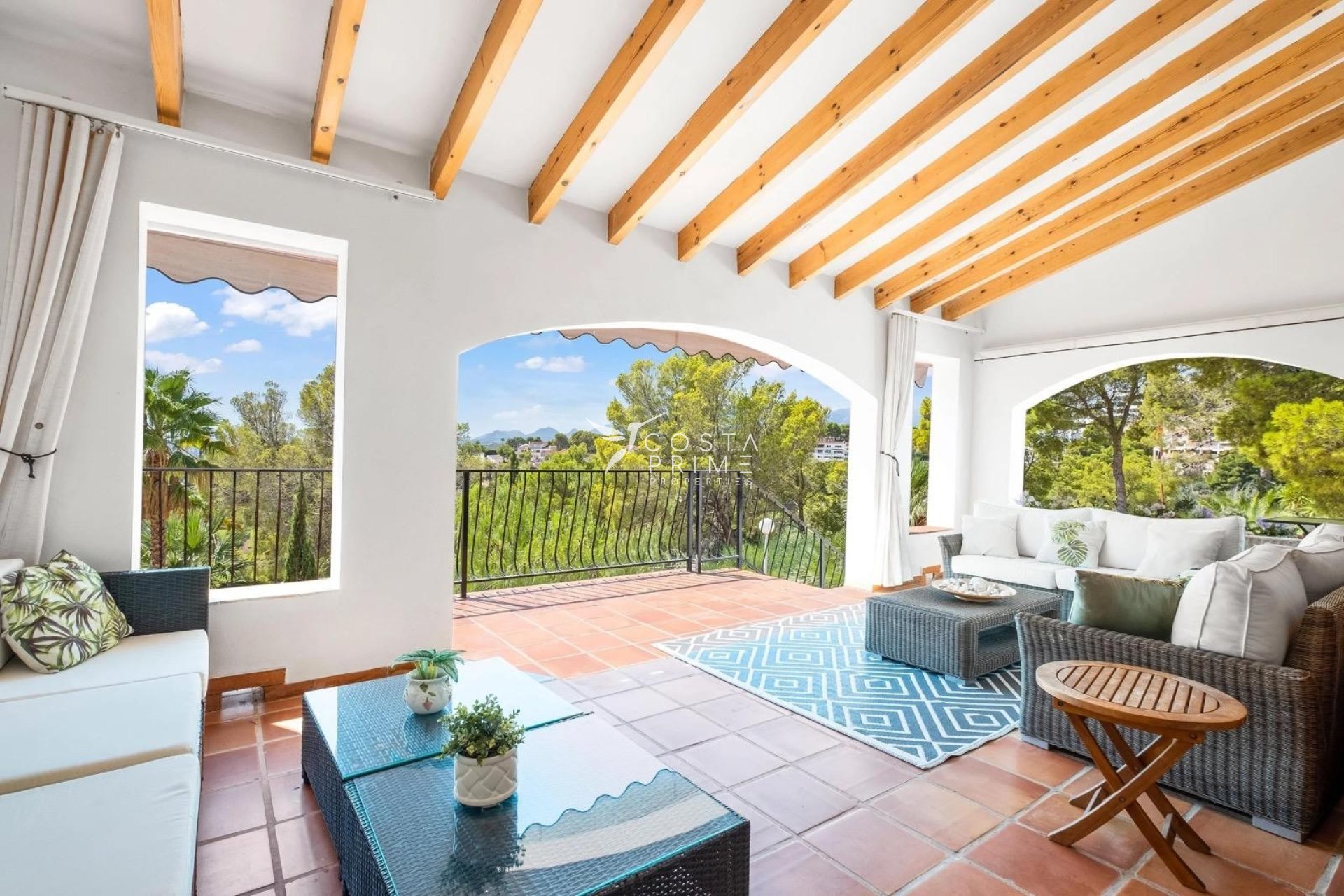 Resale - Villa  - Altea