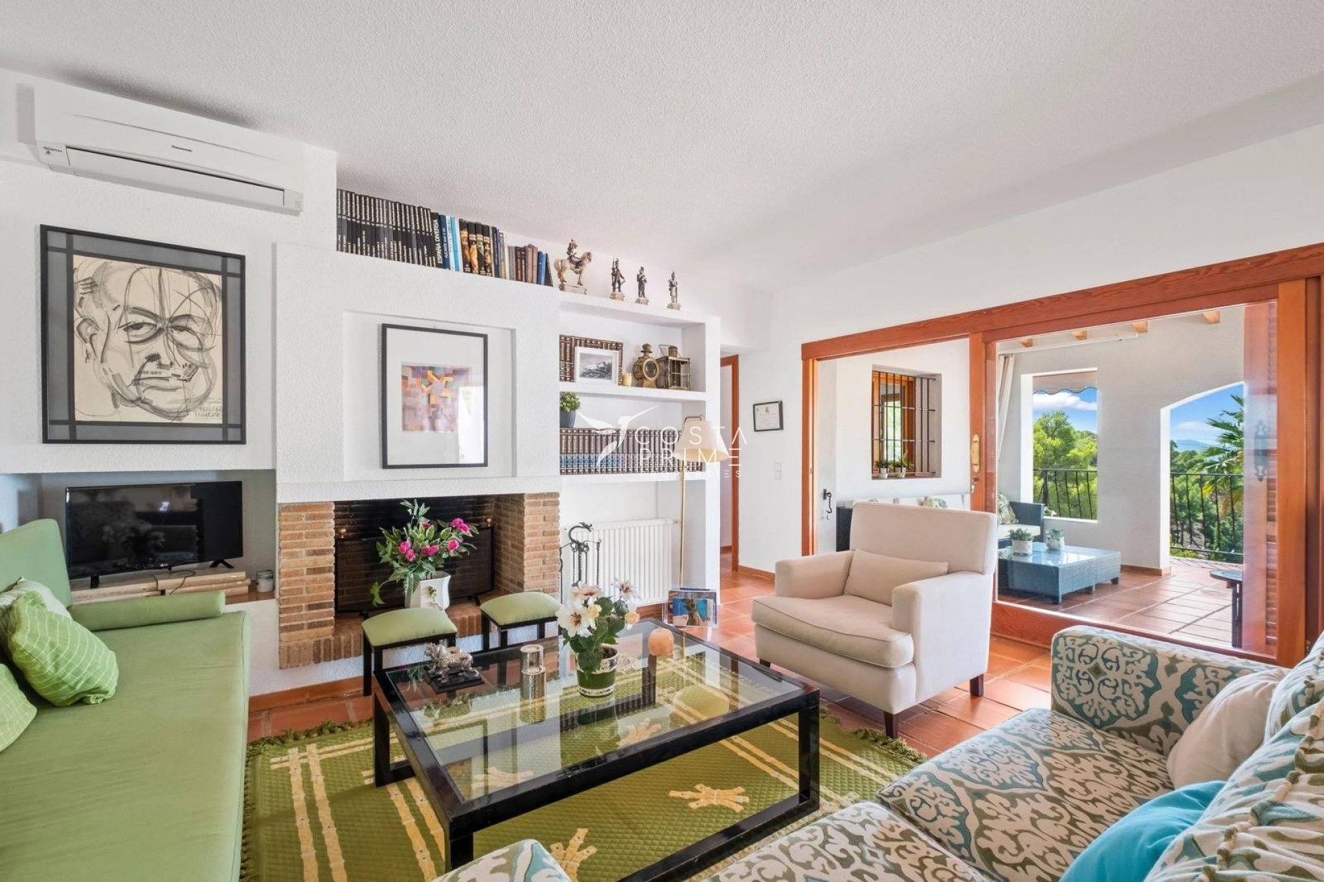 Resale - Villa  - Altea