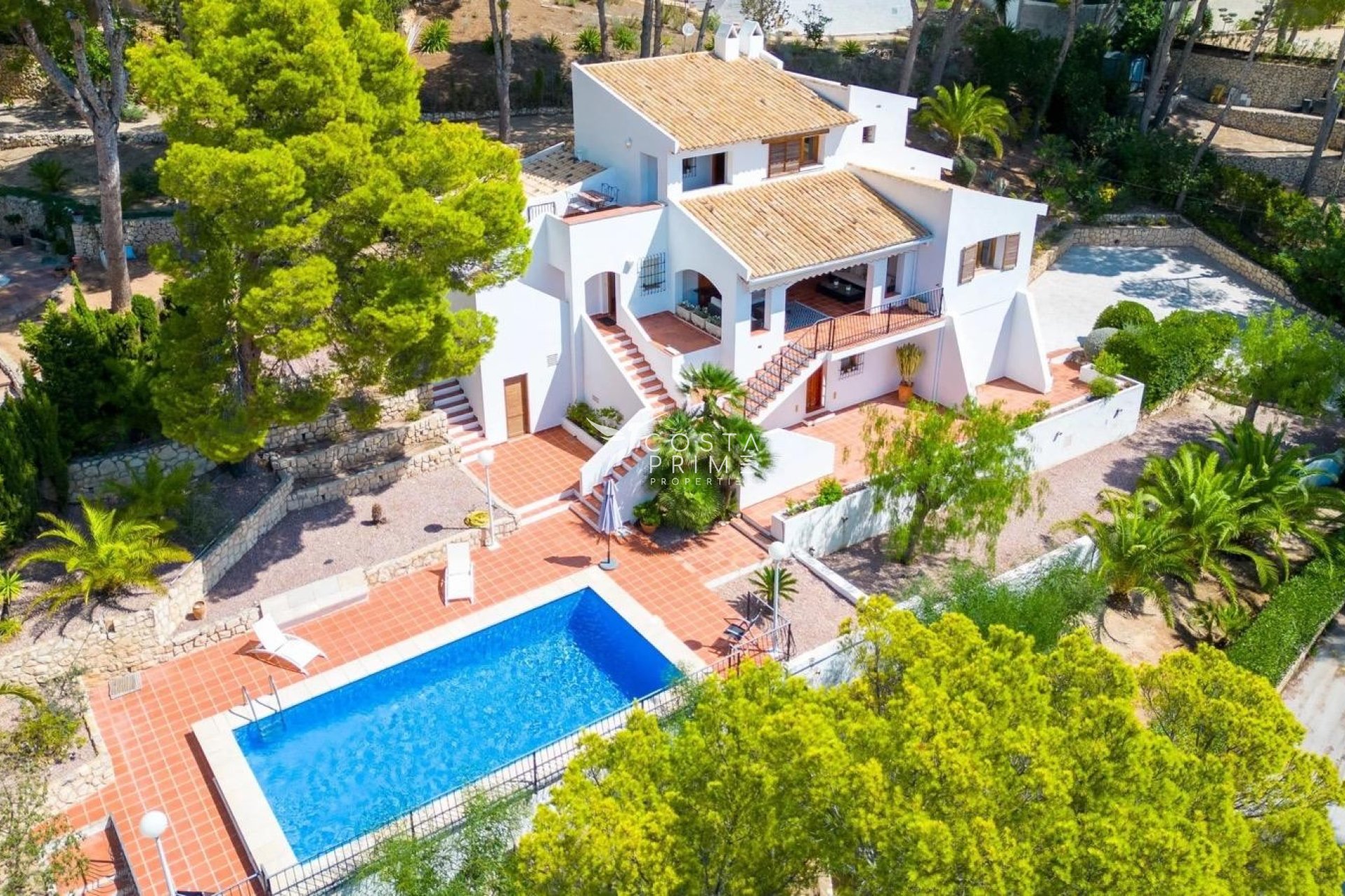 Resale - Villa  - Altea
