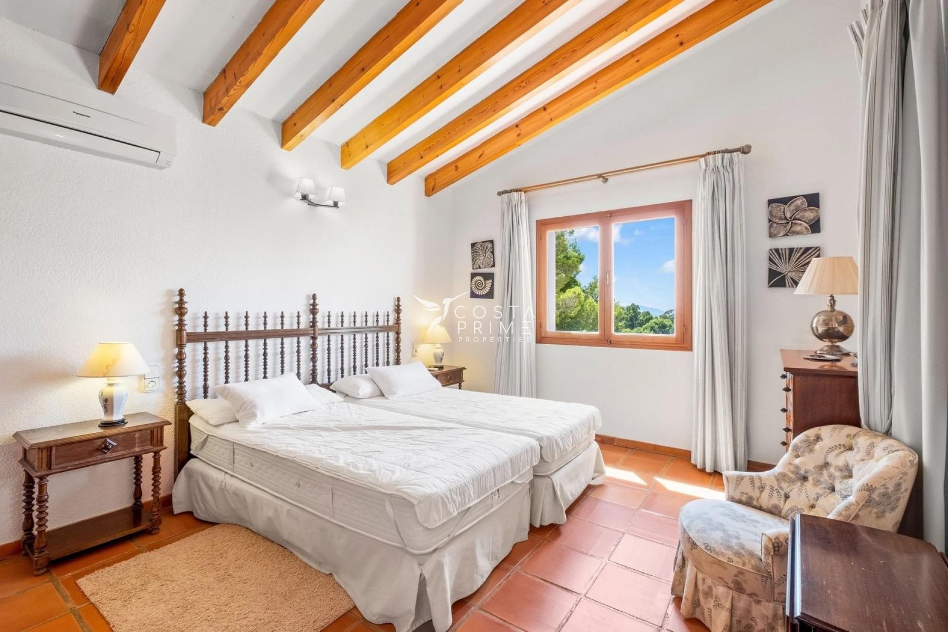 Resale - Villa  - Altea