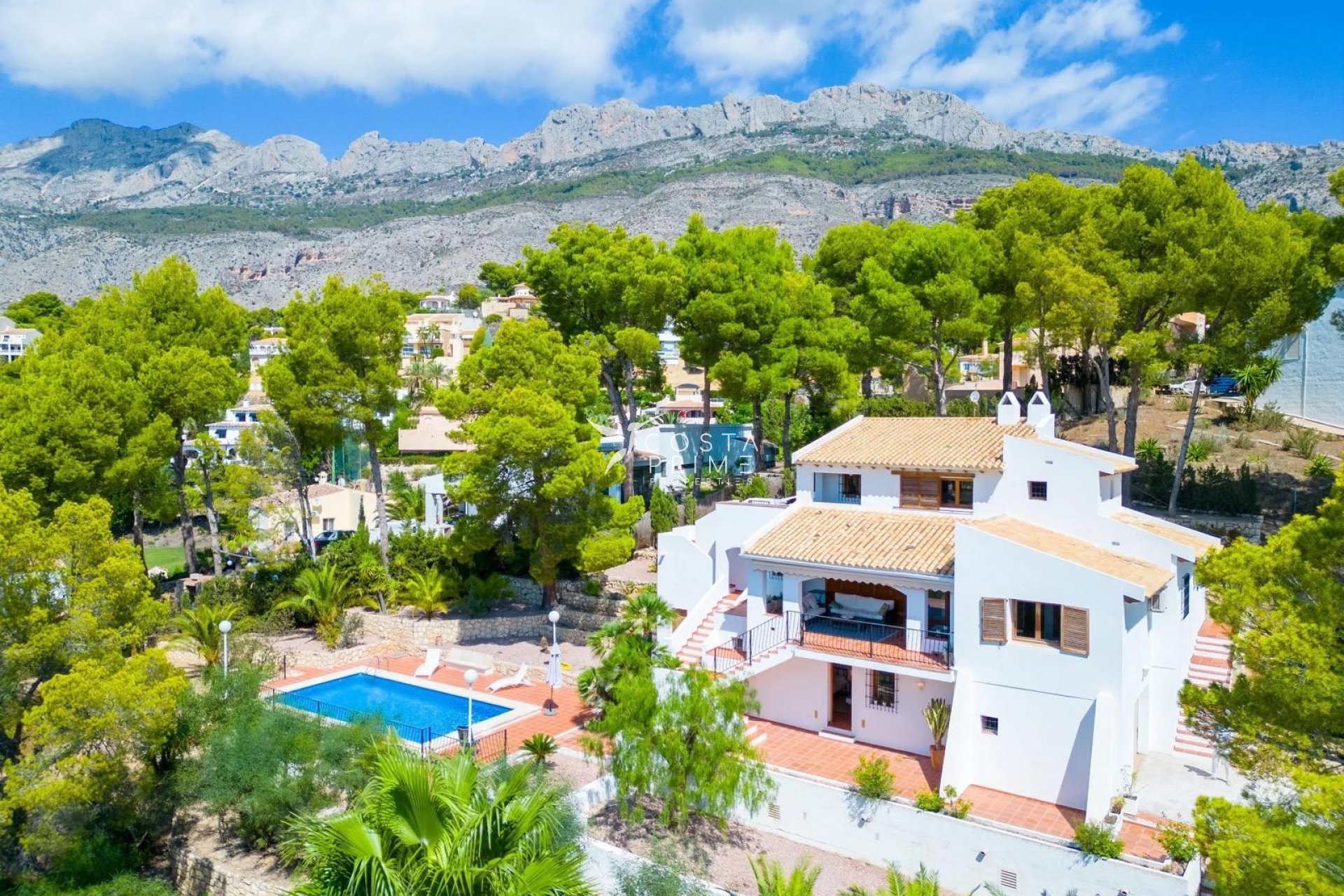 Resale - Villa  - Altea