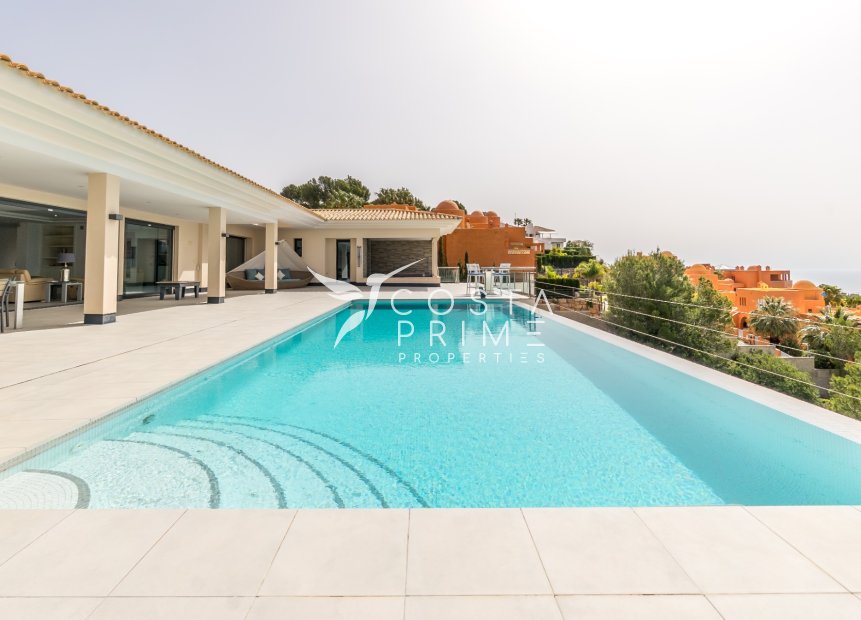 Resale - Villa  - Altea