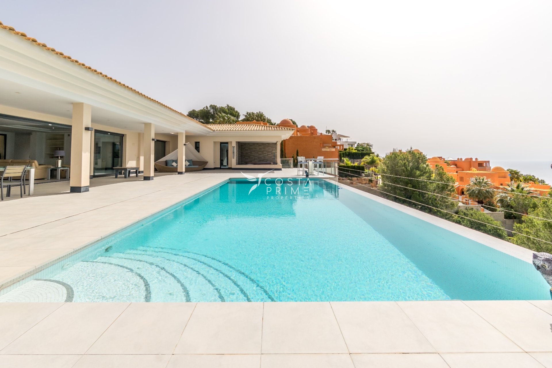 Resale - Villa  - Altea