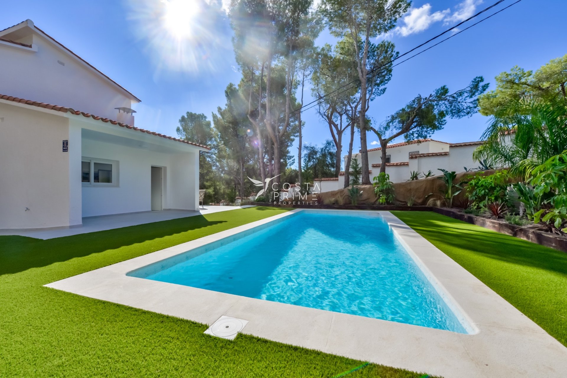 Resale - Villa  - Altea