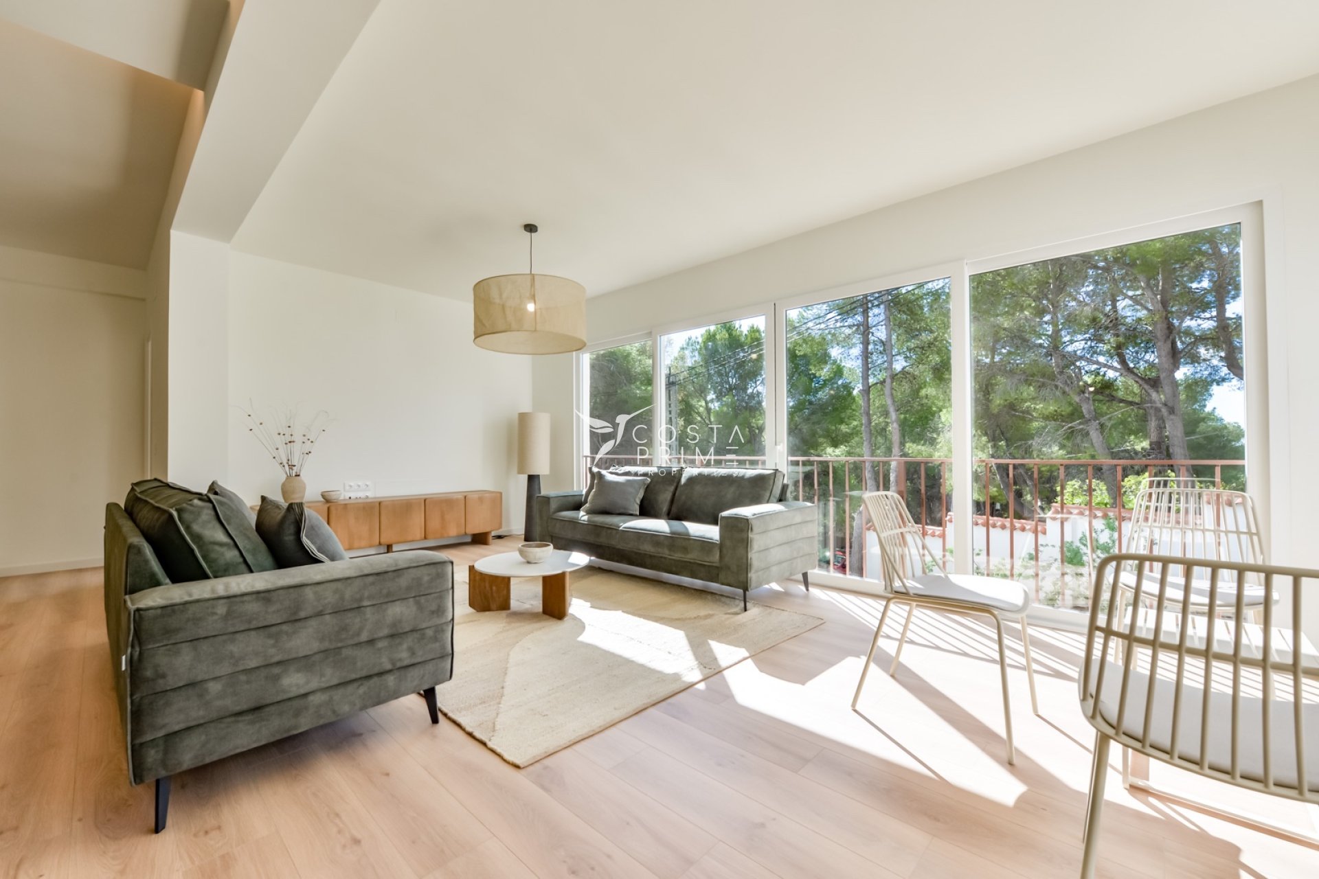 Resale - Villa  - Altea