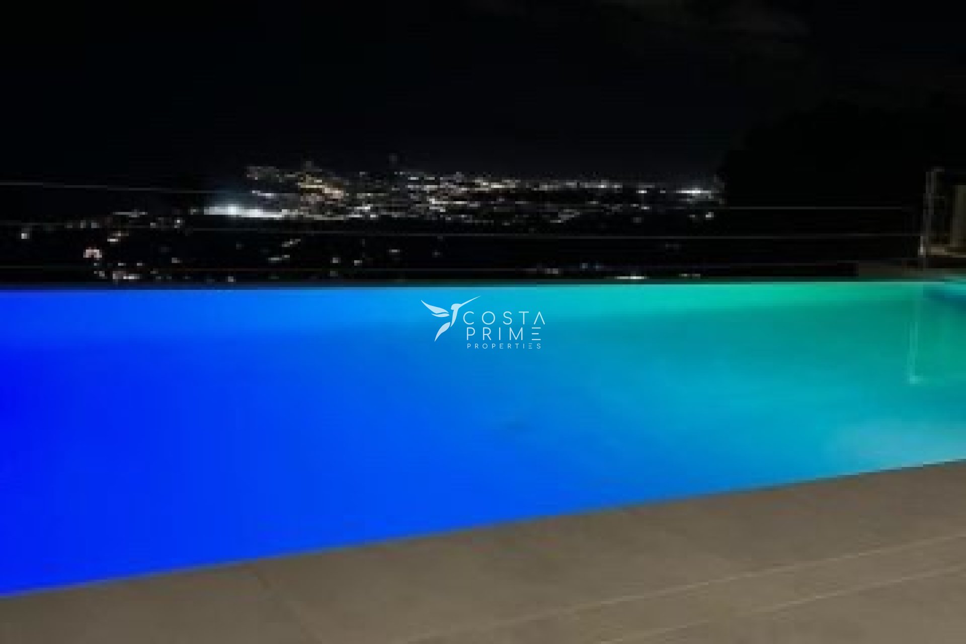 Resale - Villa  - Altea