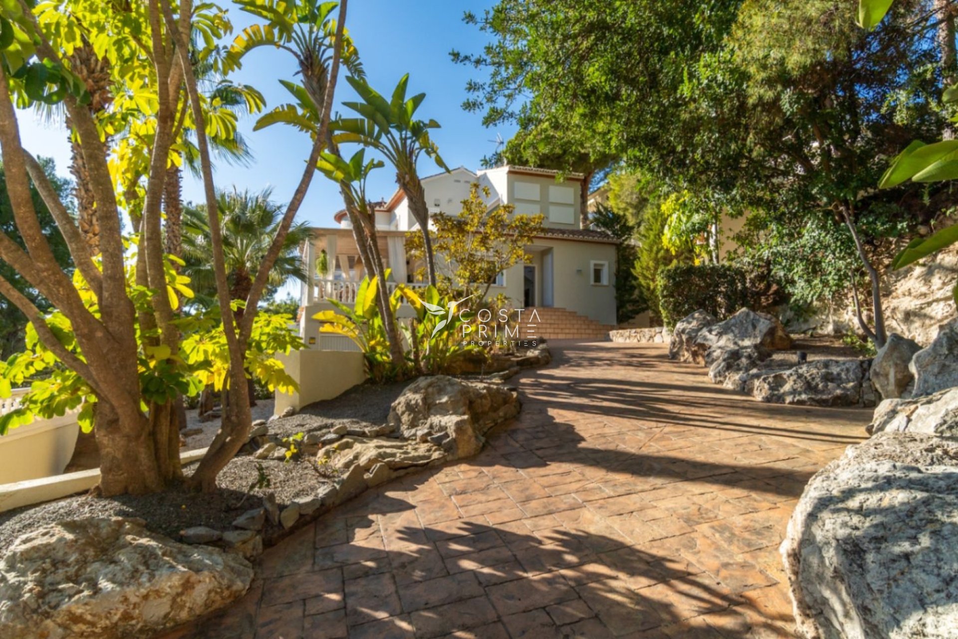 Resale - Villa  - Altea