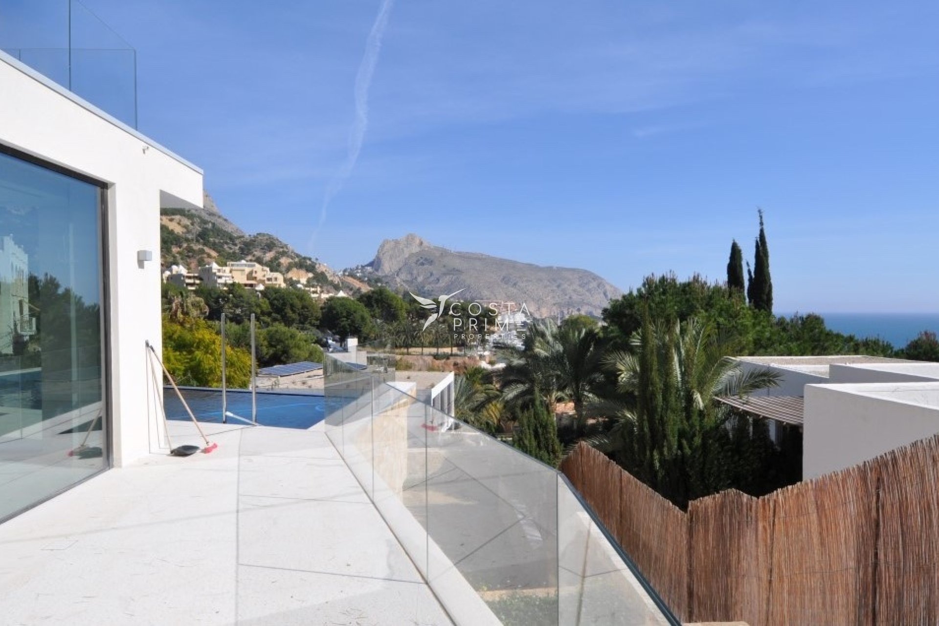 Resale - Villa  - Altea