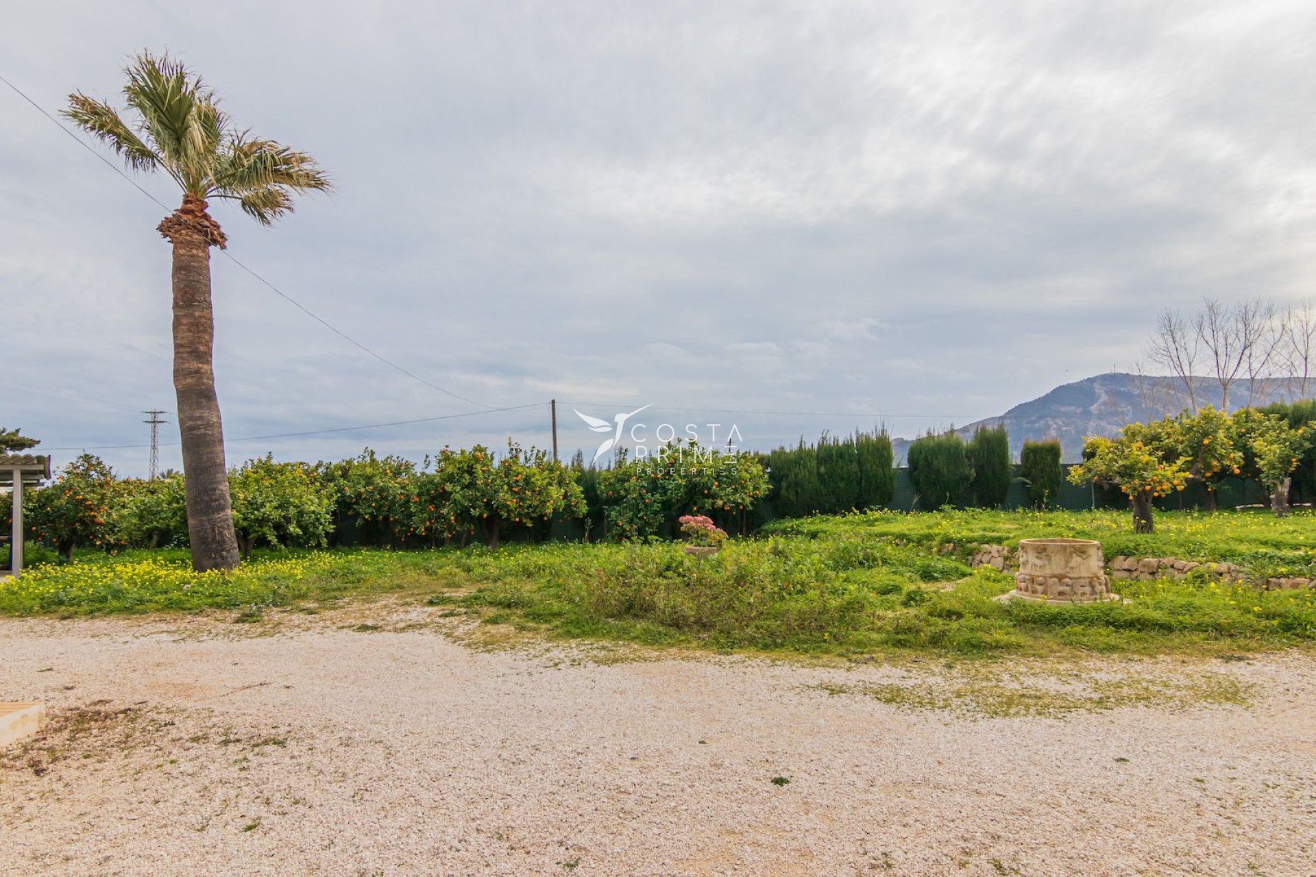 Resale - Villa  - Altea