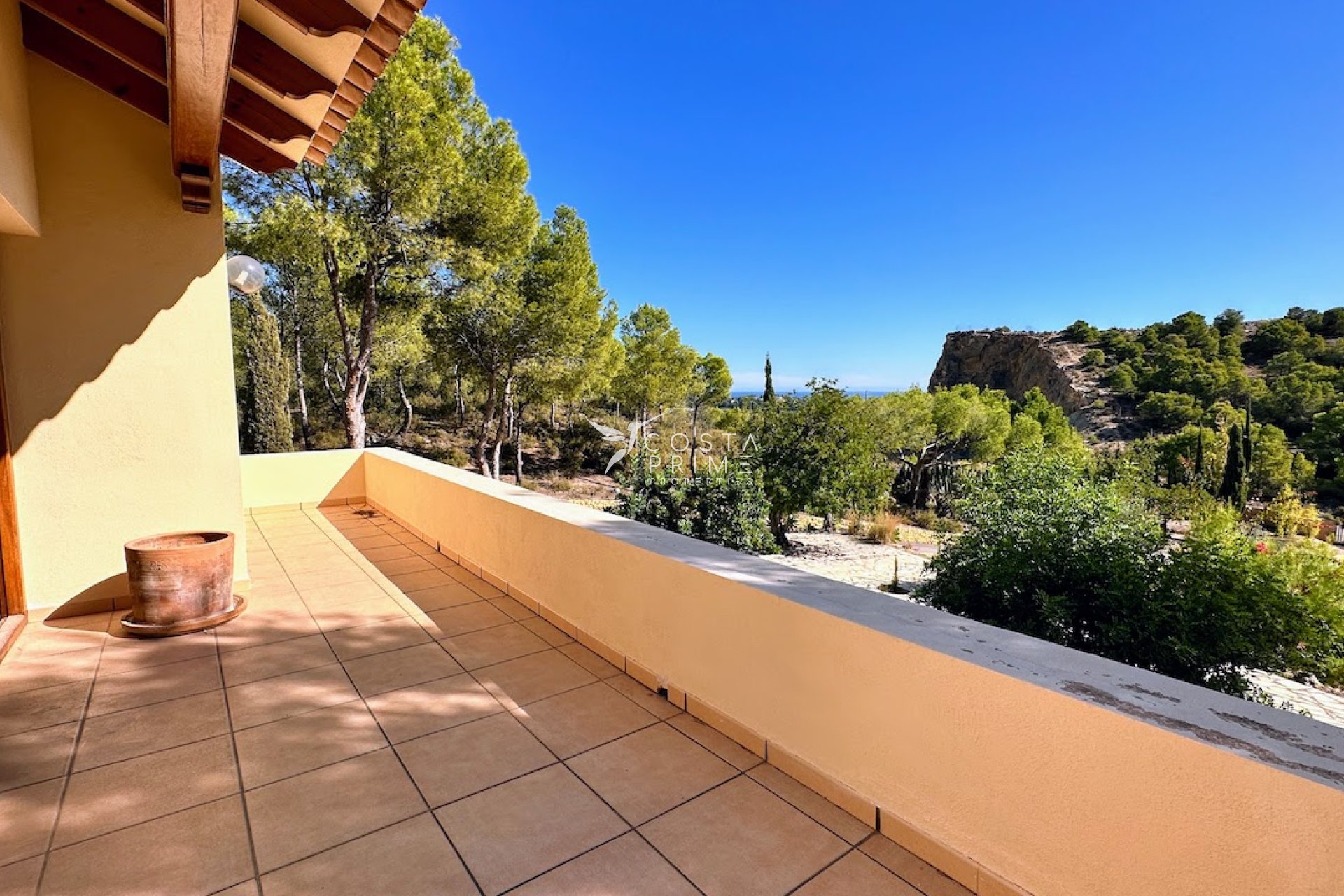 Resale - Villa  - Altea