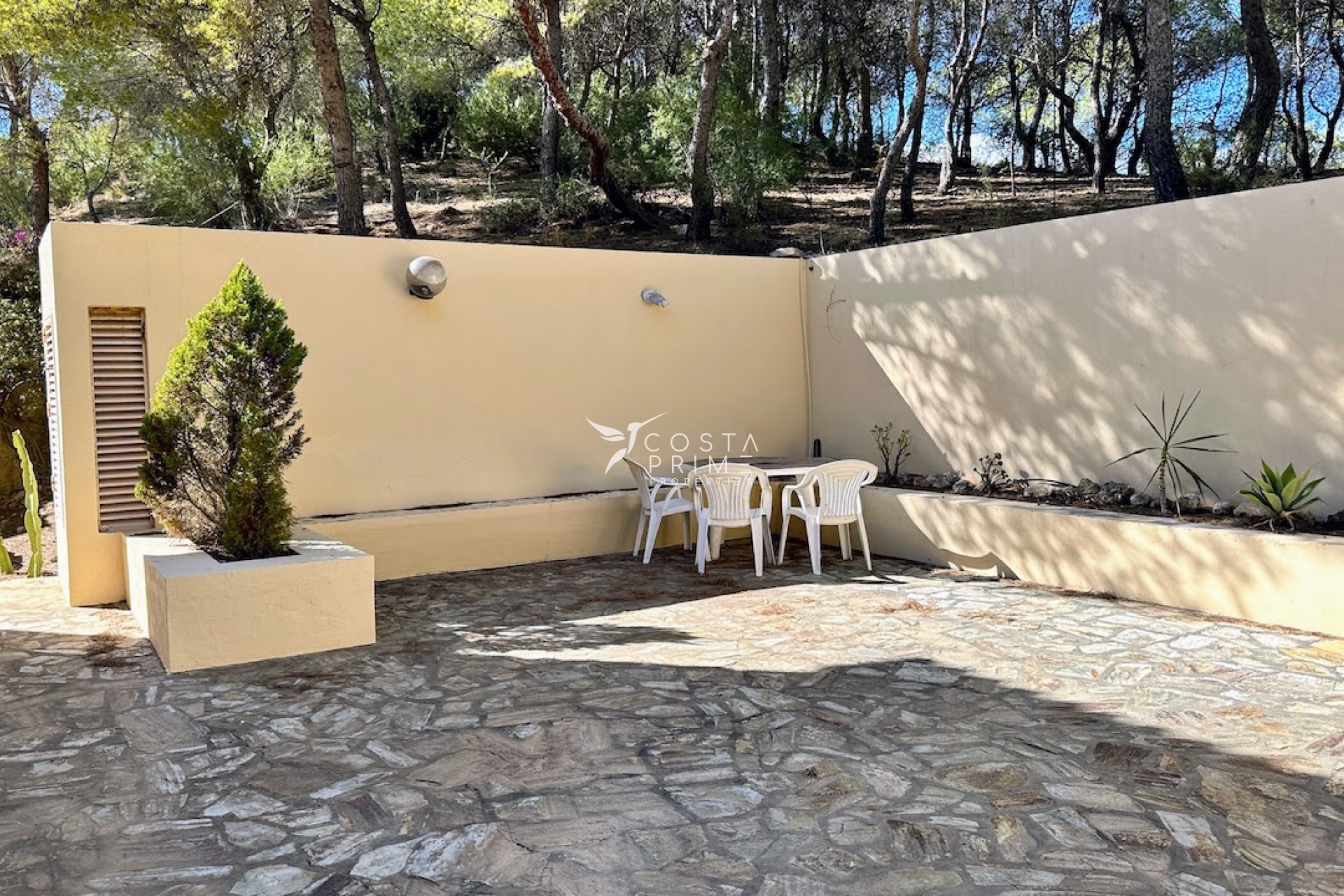 Resale - Villa  - Altea