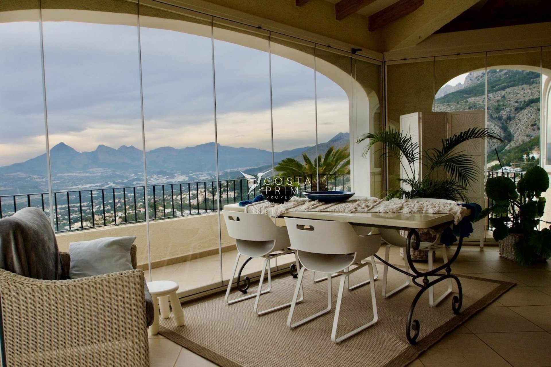 Resale - Villa  - Altea