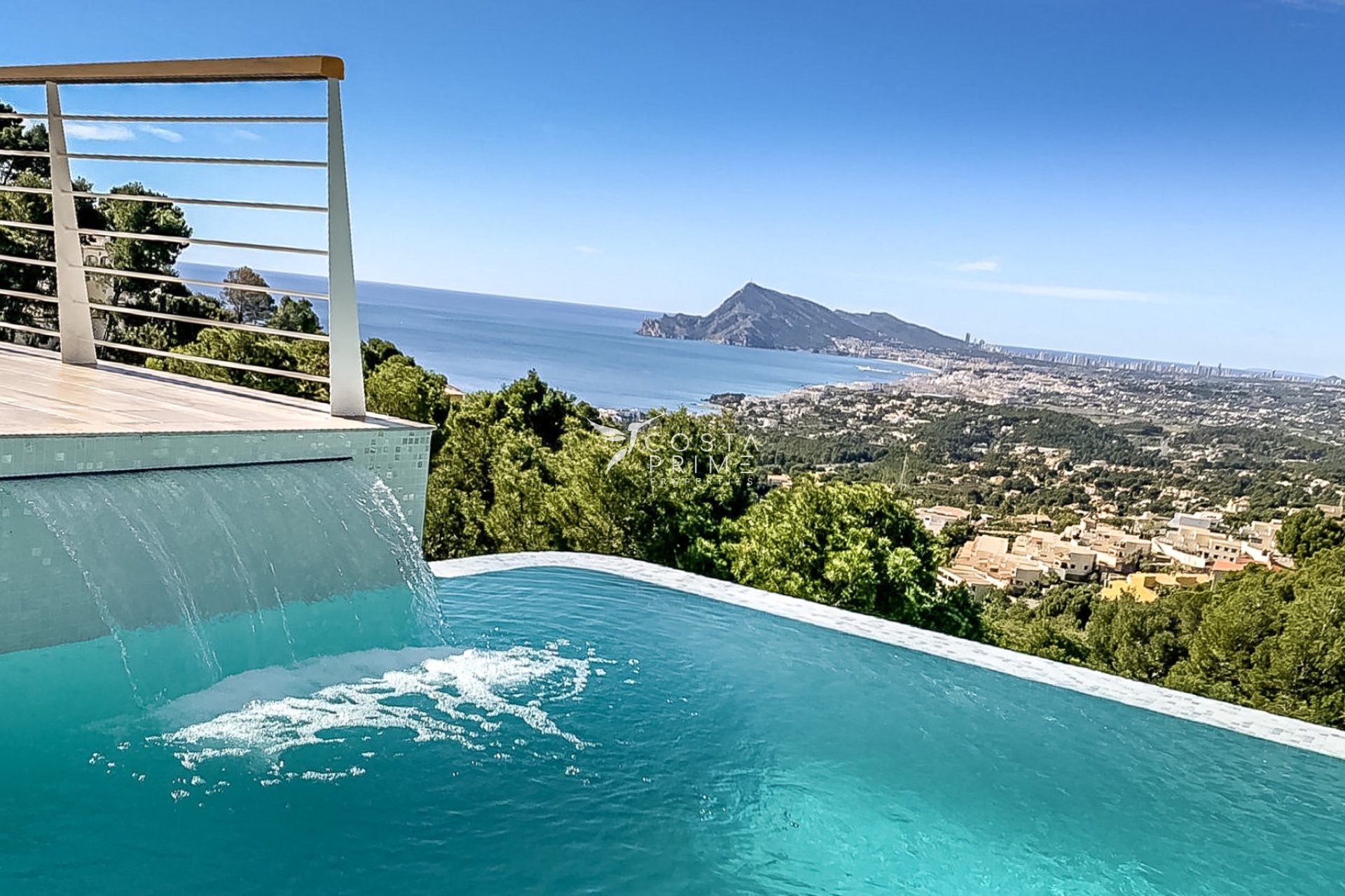 Resale - Villa  - Altea