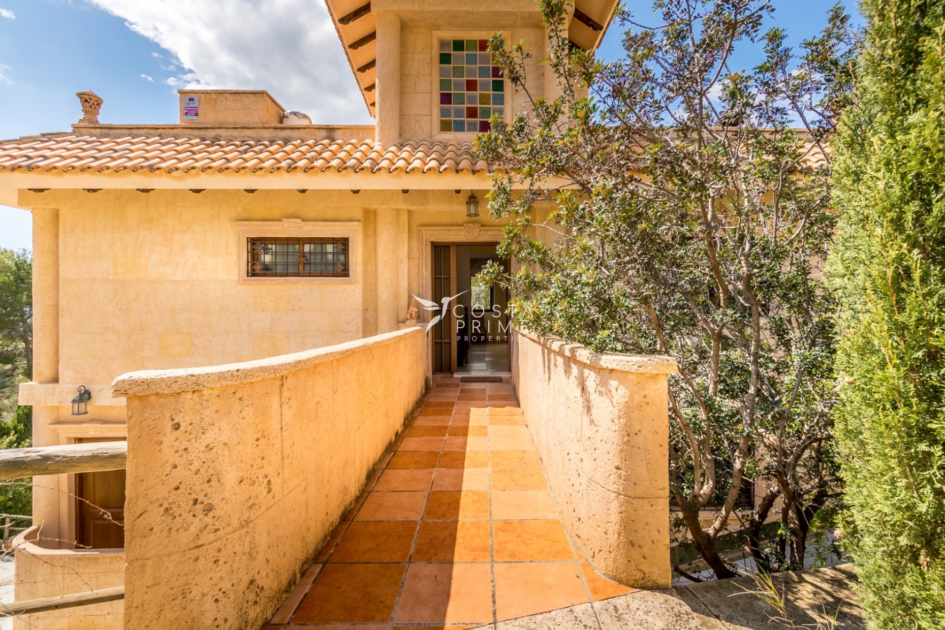 Resale - Villa  - Altea