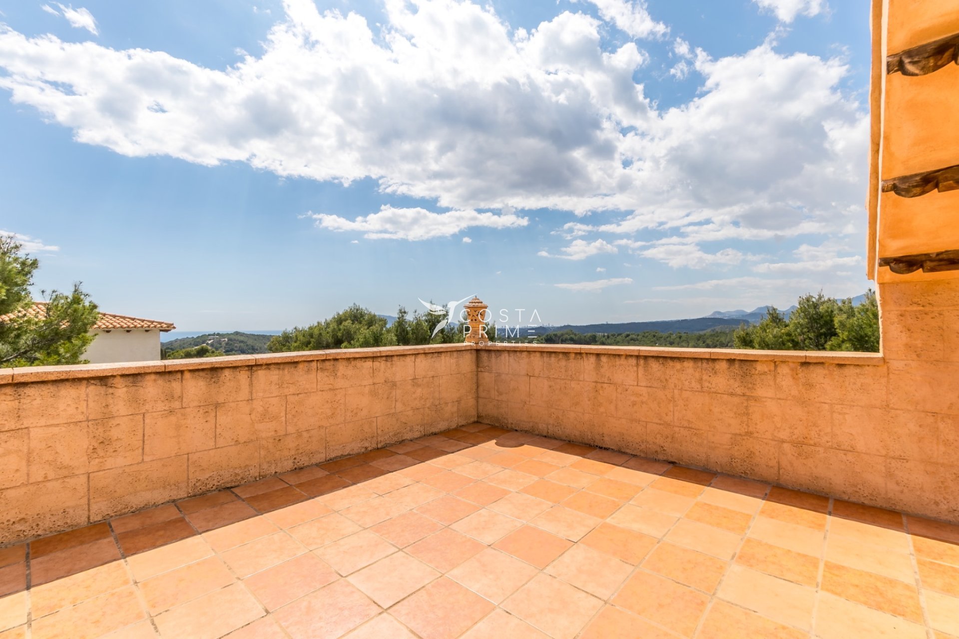 Resale - Villa  - Altea