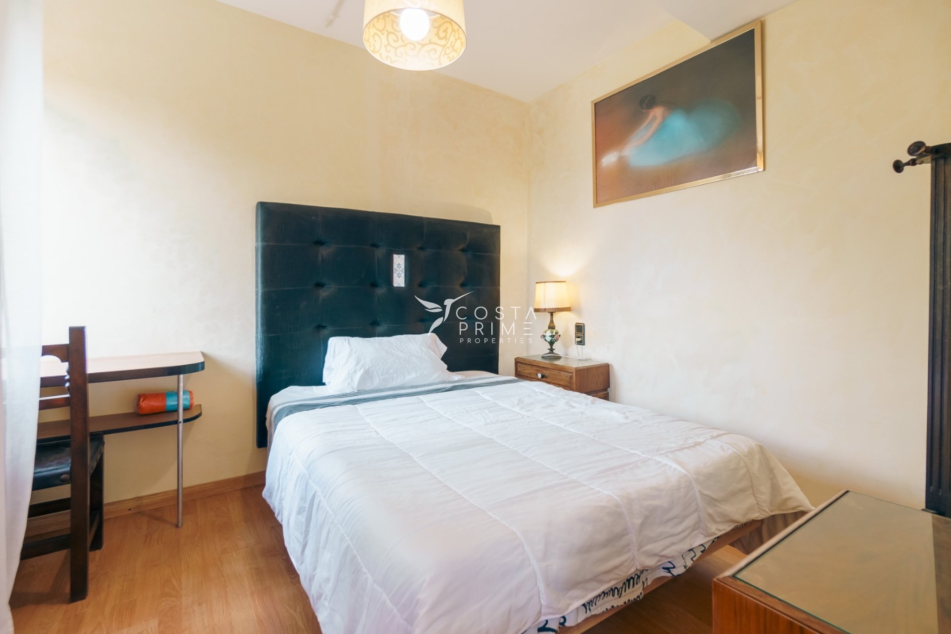 Resale - Villa  - Altea