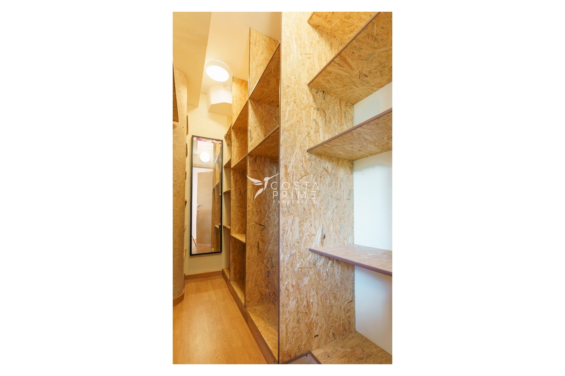 Resale - Villa  - Altea