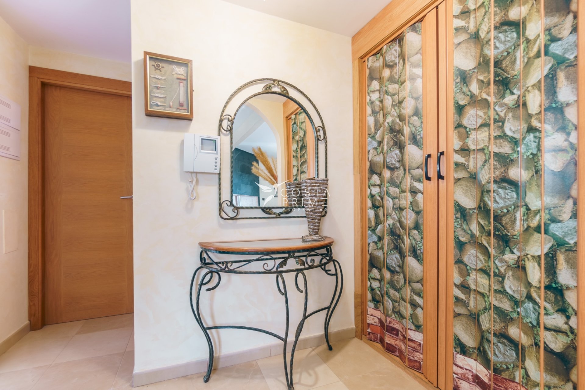 Resale - Villa  - Altea