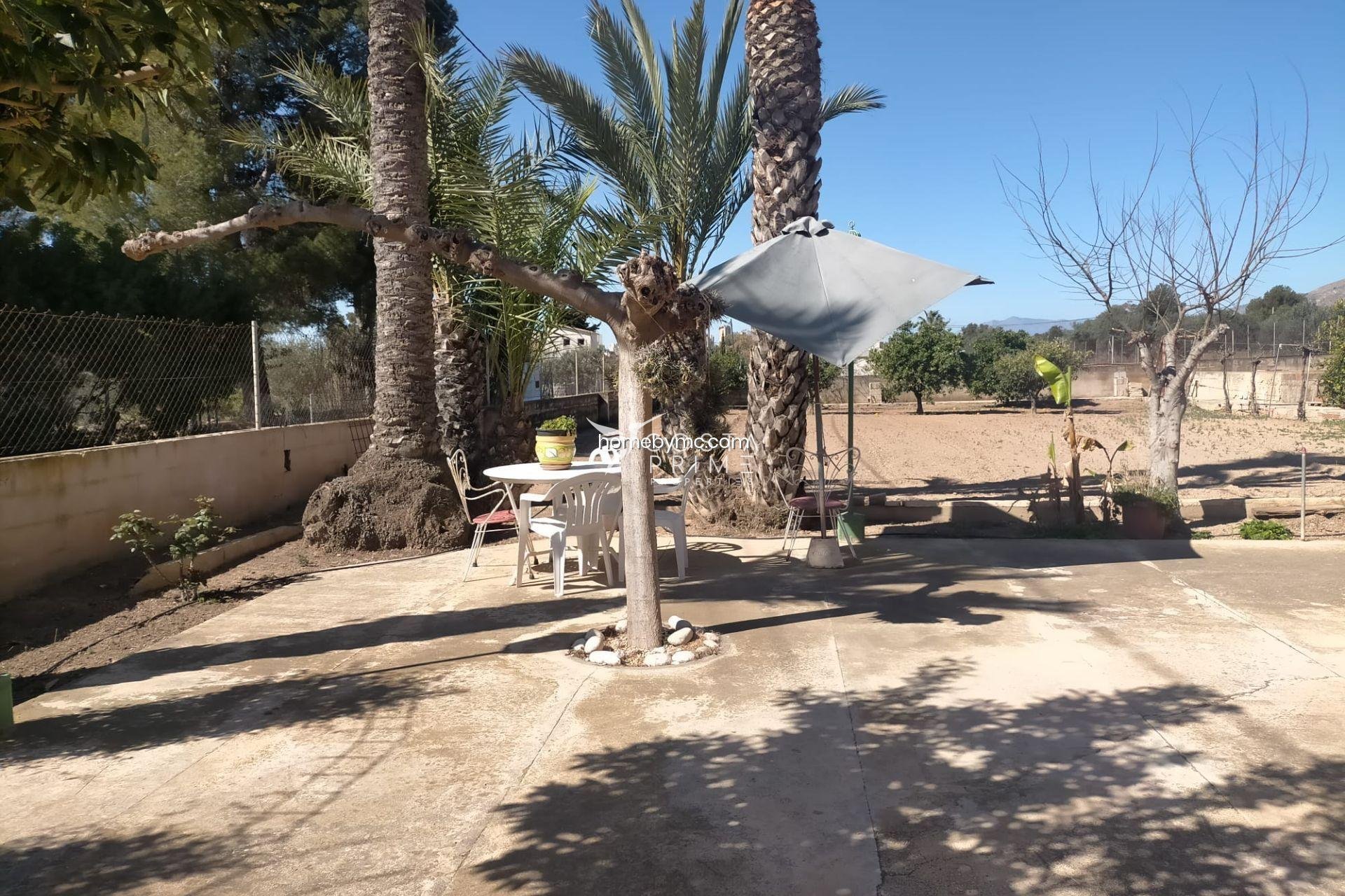 Resale - Villa  - Benidorm