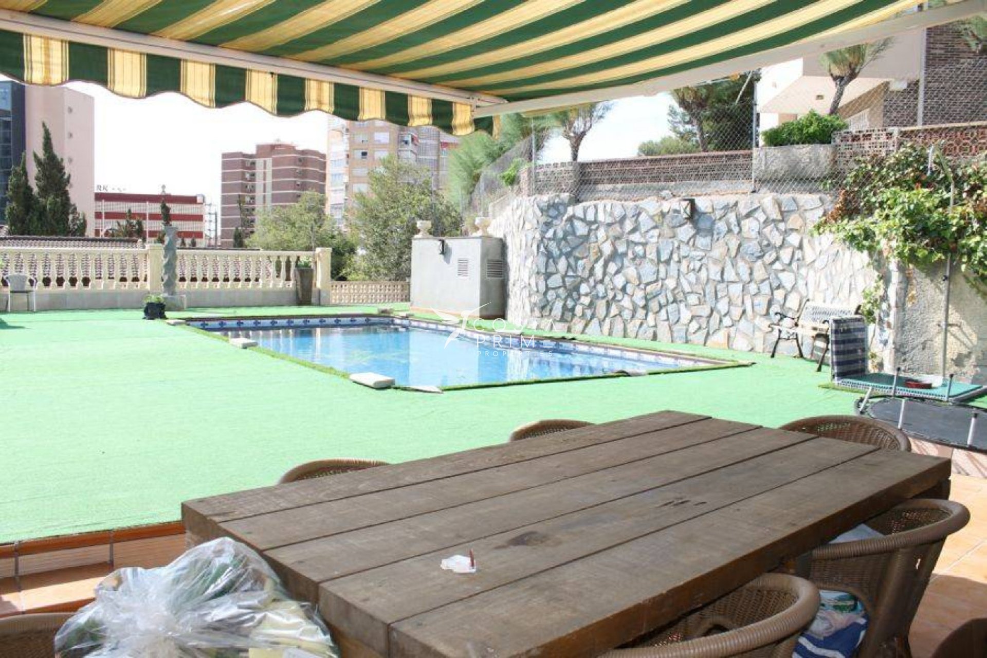 Resale - Villa  - Benidorm