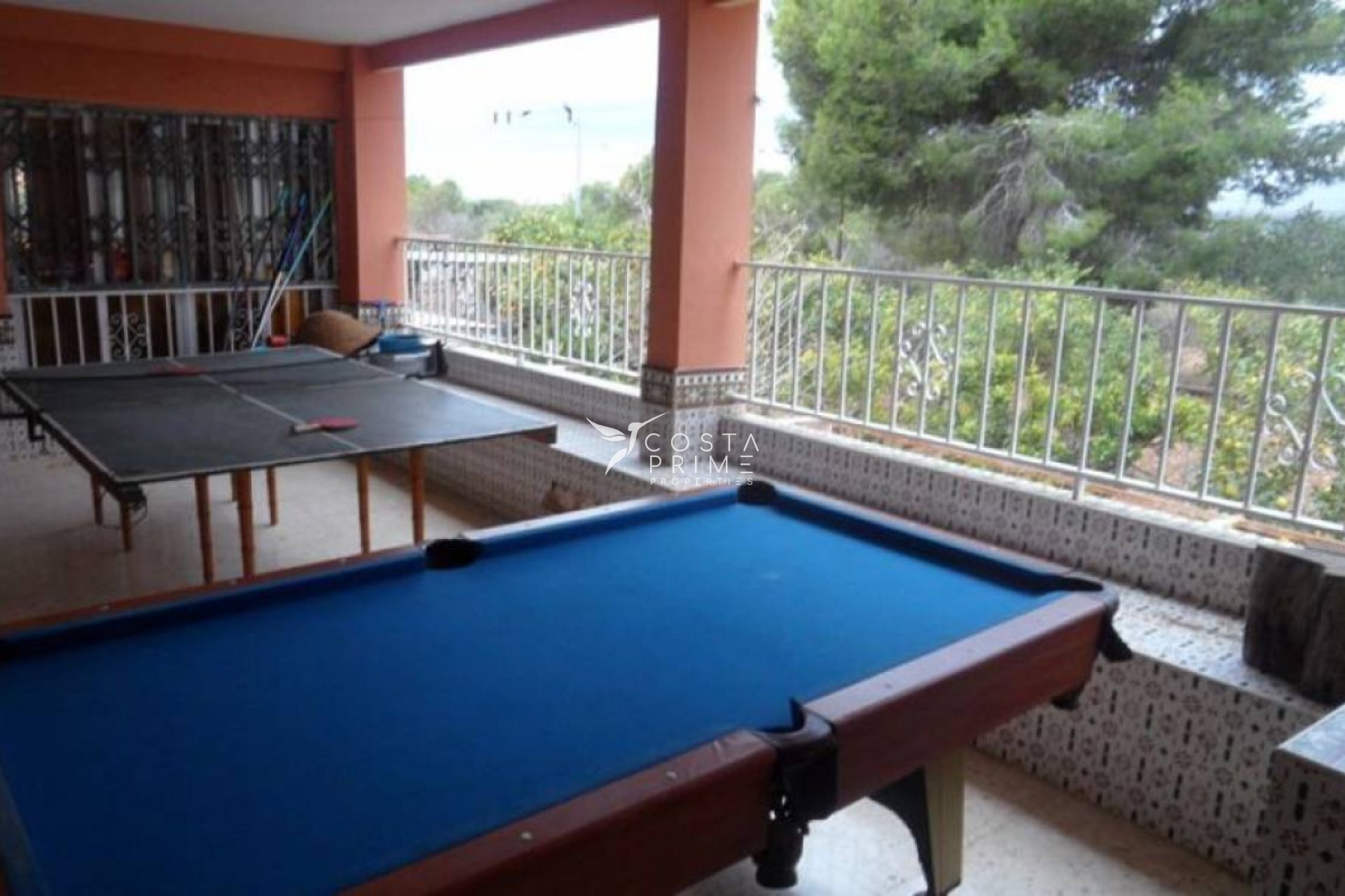 Resale - Villa  - Benidorm