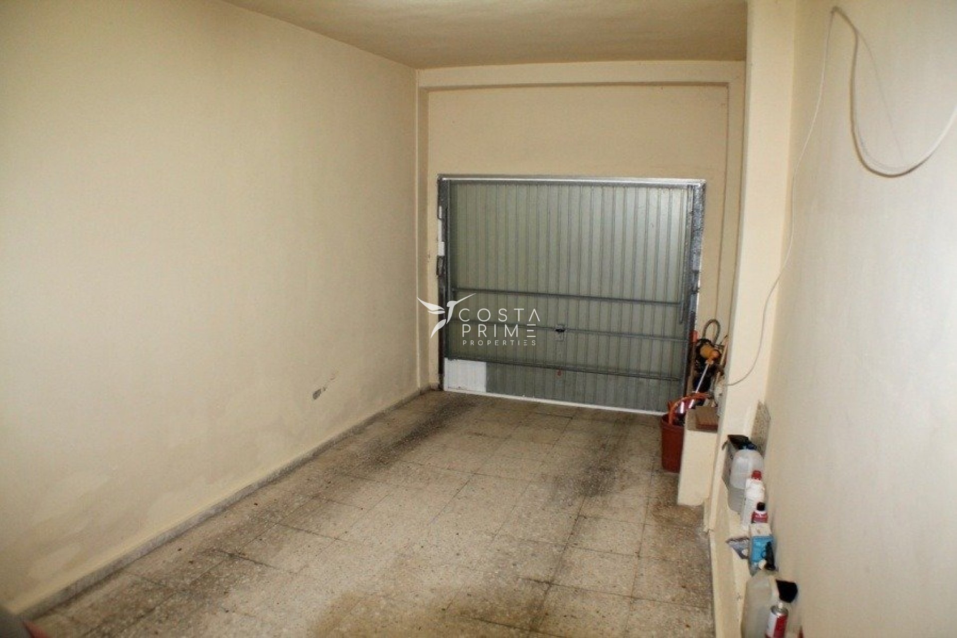 Resale - Villa  - Benidorm