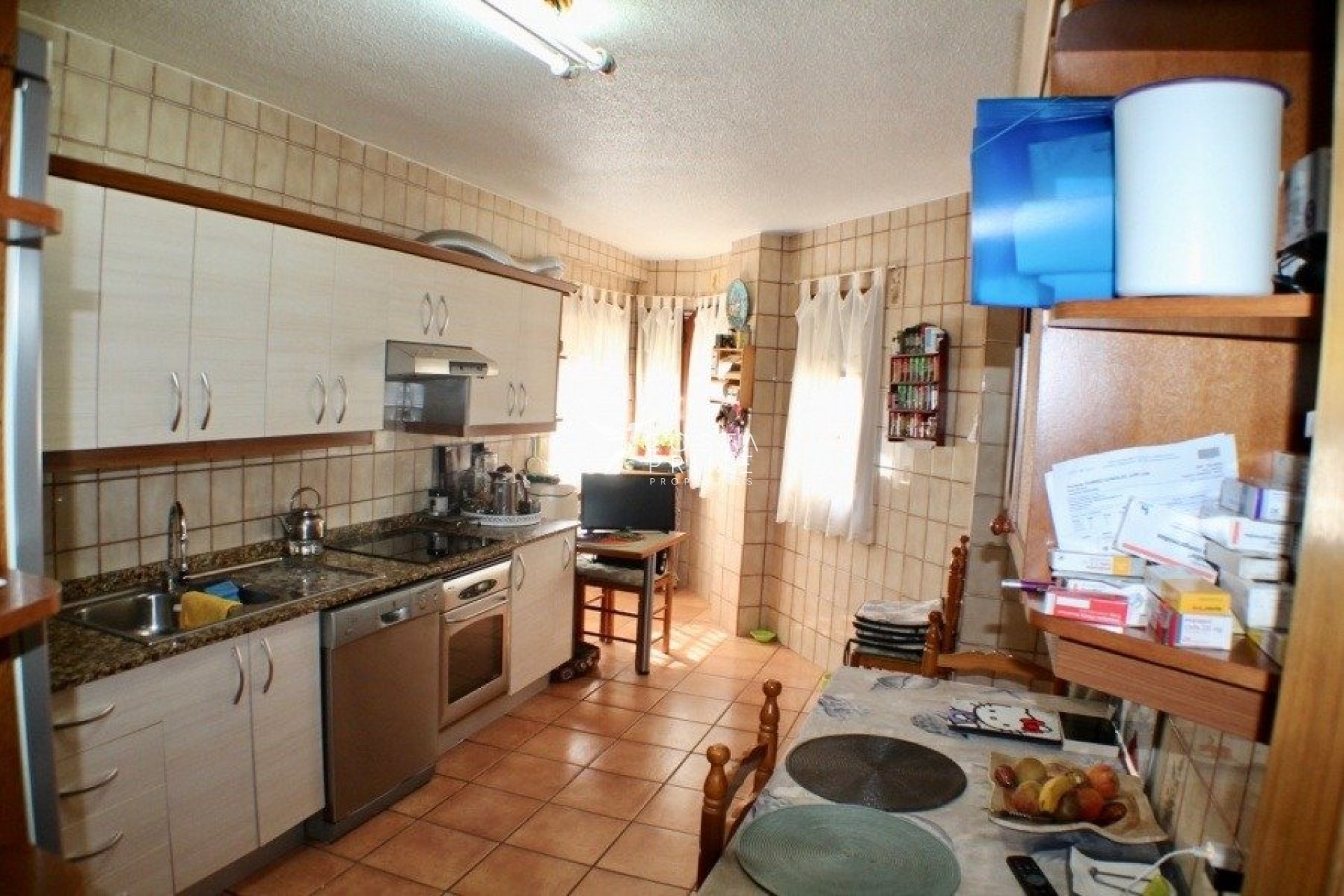 Resale - Villa  - Benidorm