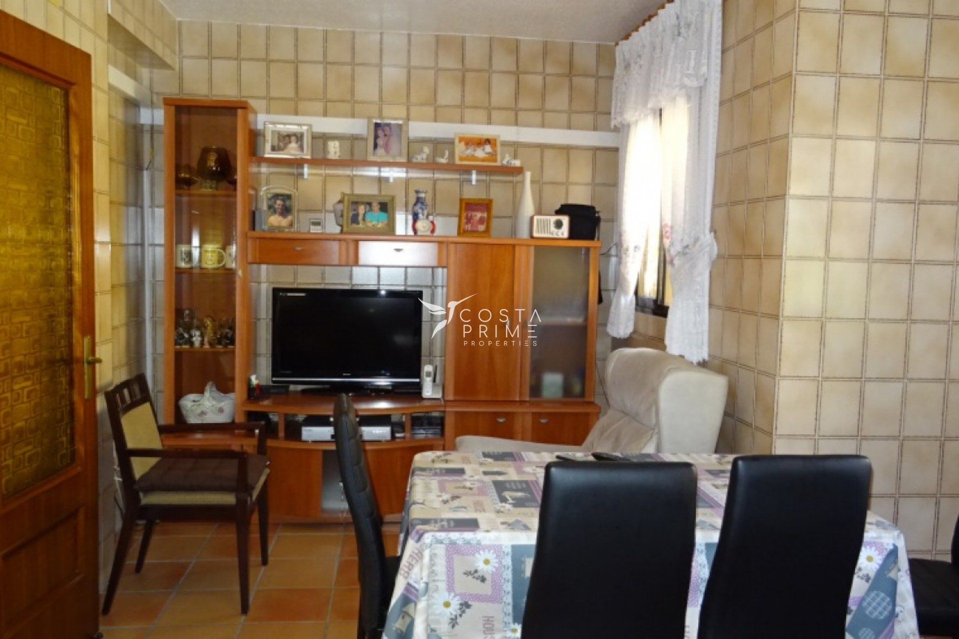 Resale - Villa  - Benidorm