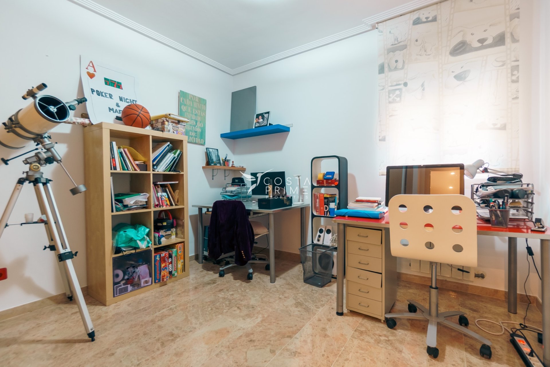 Resale - Villa  - Benidorm