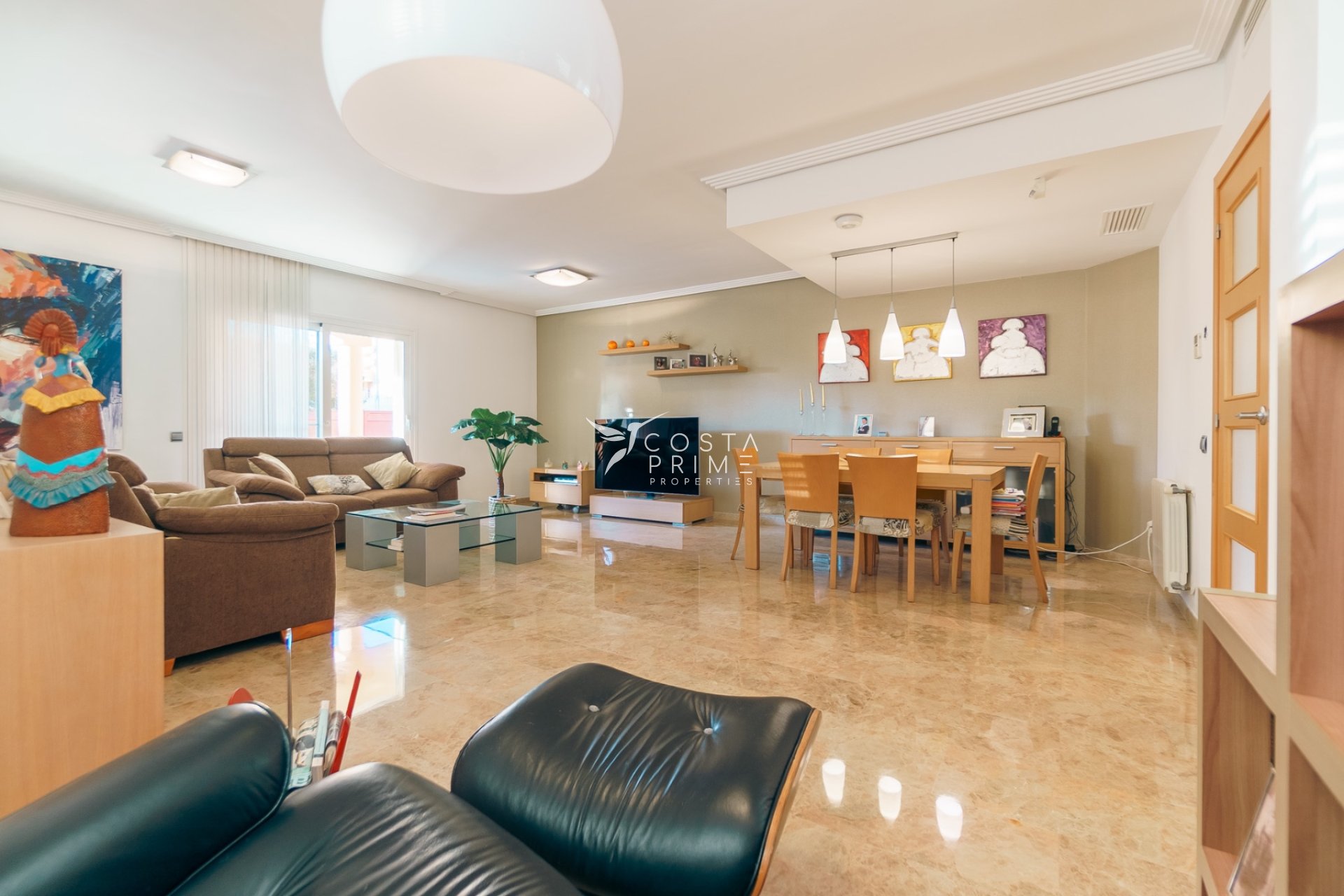 Resale - Villa  - Benidorm